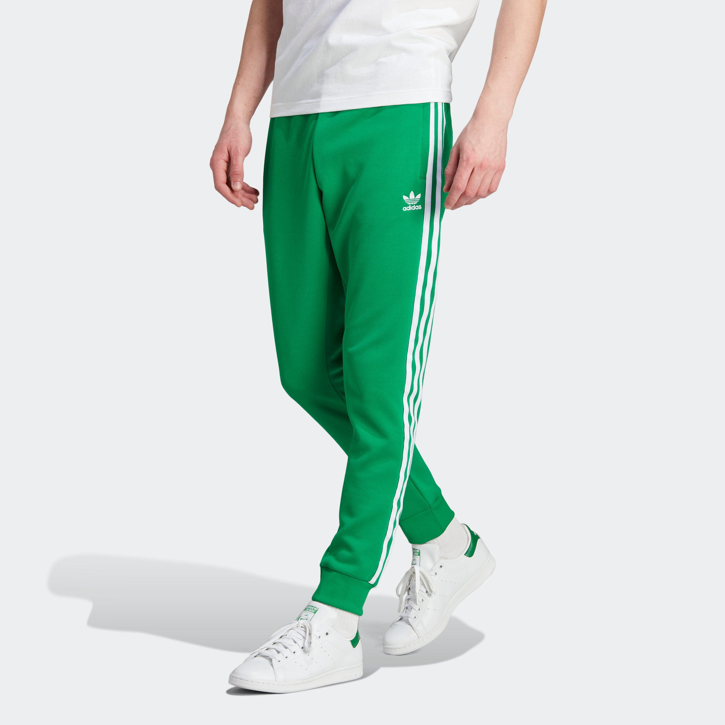adidas Originals Sporthose »ADICOLOR CLASSICS SST«, (1 tlg.), Superstar, Retro Look, weiches Material