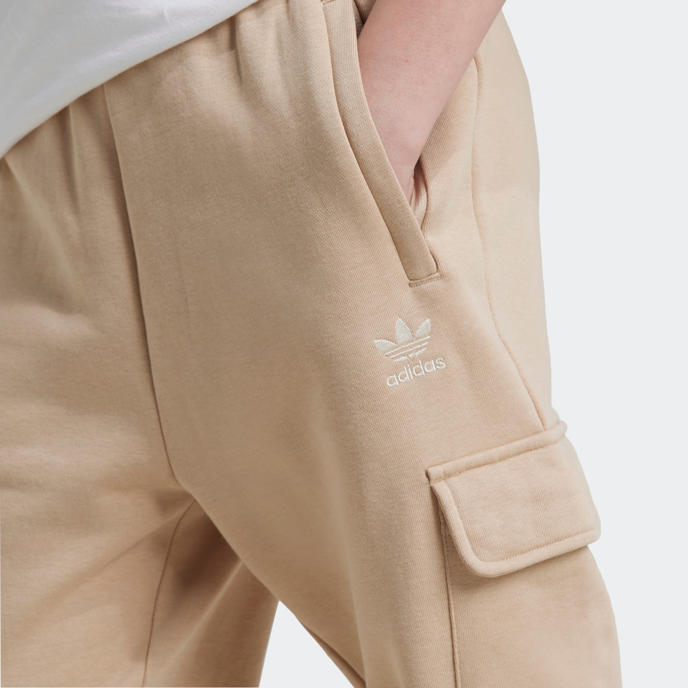adidas Originals Sporthose »FLEECE CARGO P«, (1 tlg.)