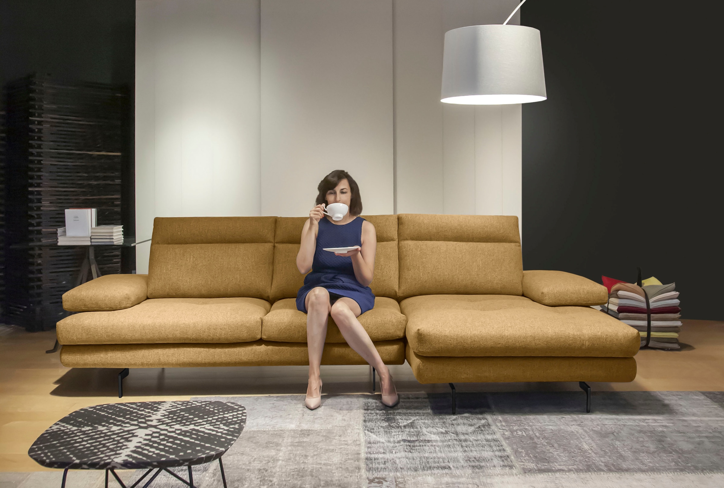 CALIA ITALIA Canapé d'angle »Toby Wing, B/T: 308/153 cm, Multifunktionssofa, Designsofa, L-Form« inkl. Sitztiefenverstellung und Armlehnfunktion, Füsse in schwarz matt