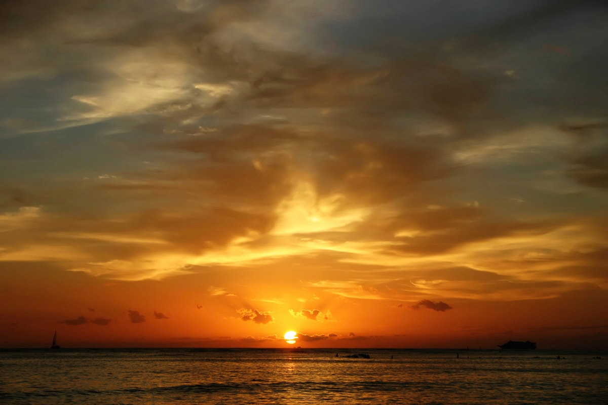 Image of Papermoon Fototapete "Waikiki Beach Oahu"