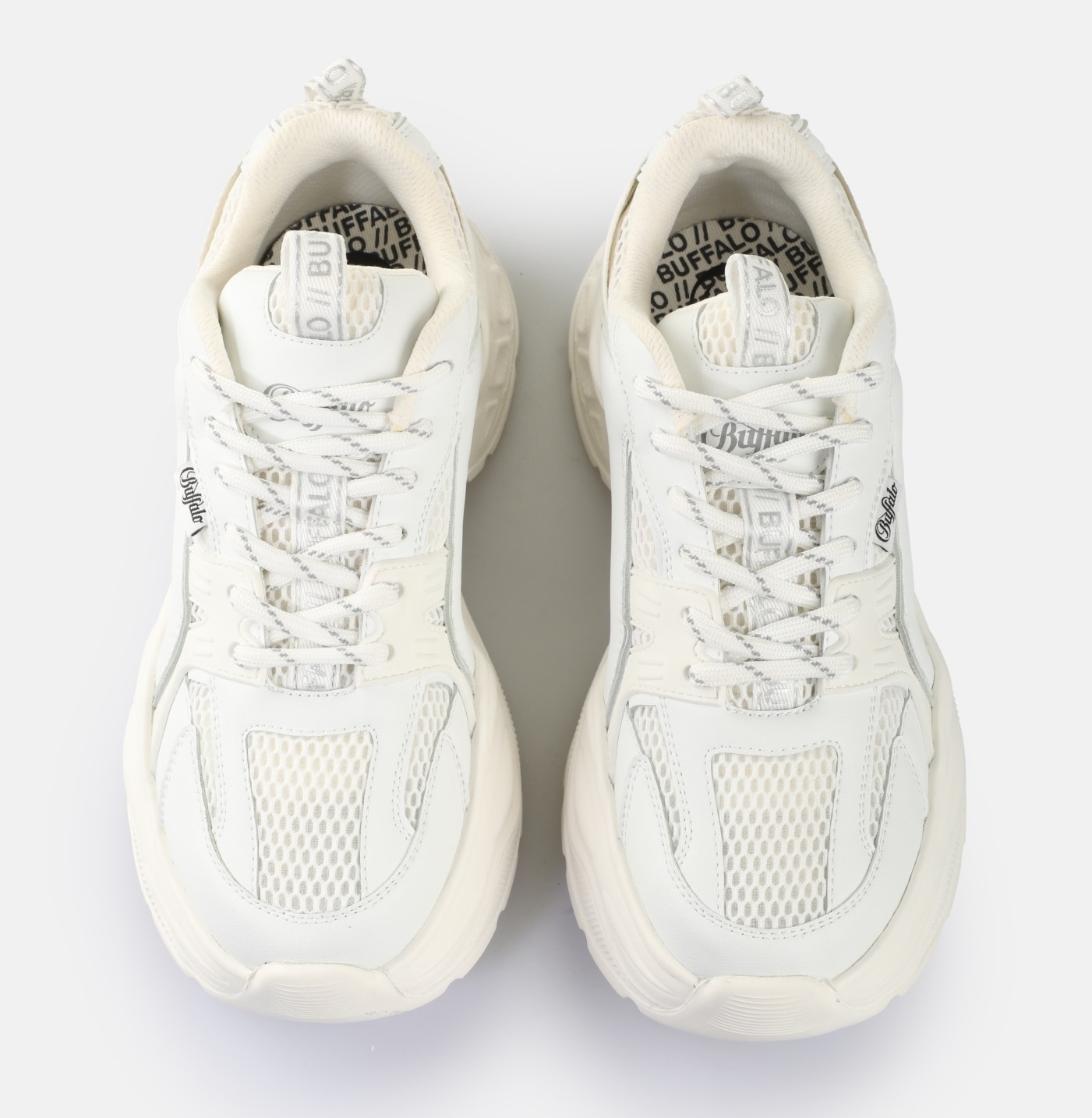 Buffalo Baskets à plateforme »YUNO«  baskets grosses semelles, chaussures lacées, légères avec semelle intérieure en mousse à mémoire