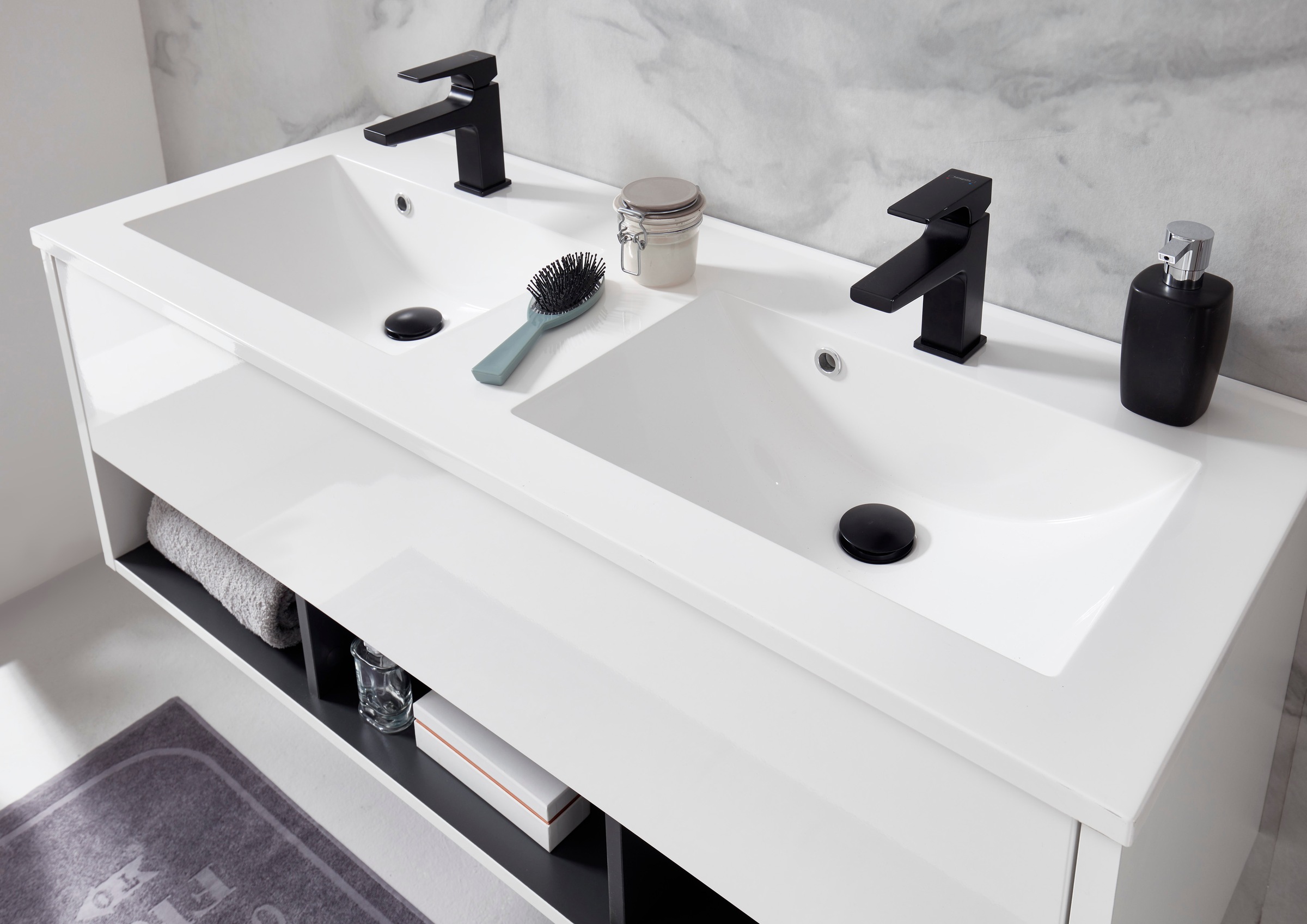 Places of Style Badmöbel-Set »Studio Line, Bad im modernen Design, 2-teiliges Badezimmer«, (2 St.), Waschtisch und Spiegel, in zwei Farben verfügbar, viel Stauraum