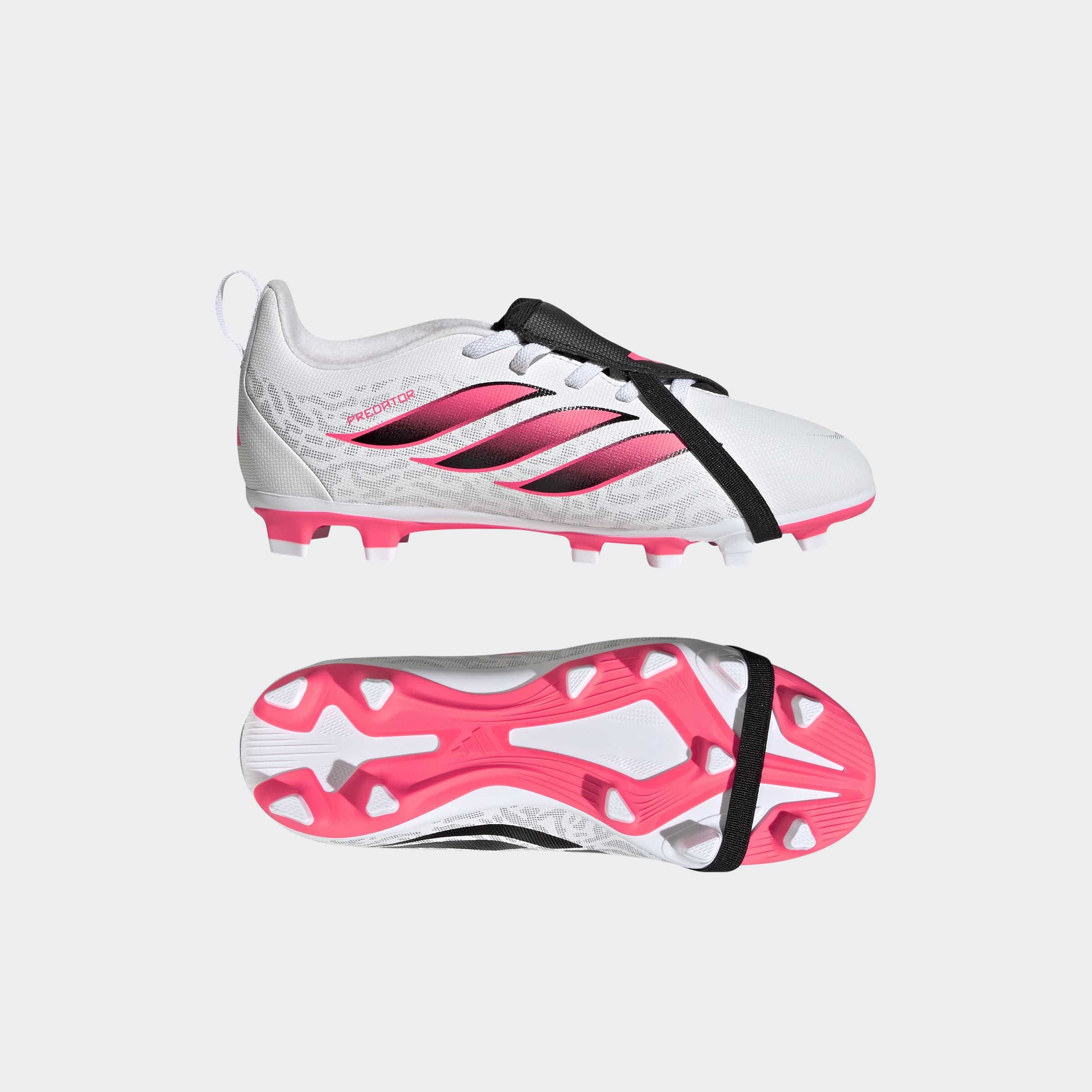 adidas Performance Chaussure de football »PREDATOR CLUB KIDS , FESTE BÖDEN/GEMISCHTE BÖDEN, UMSCHLAGBARE ZUNGE«  adapté à de nombreux types de sols, pour adolescents et enfants
