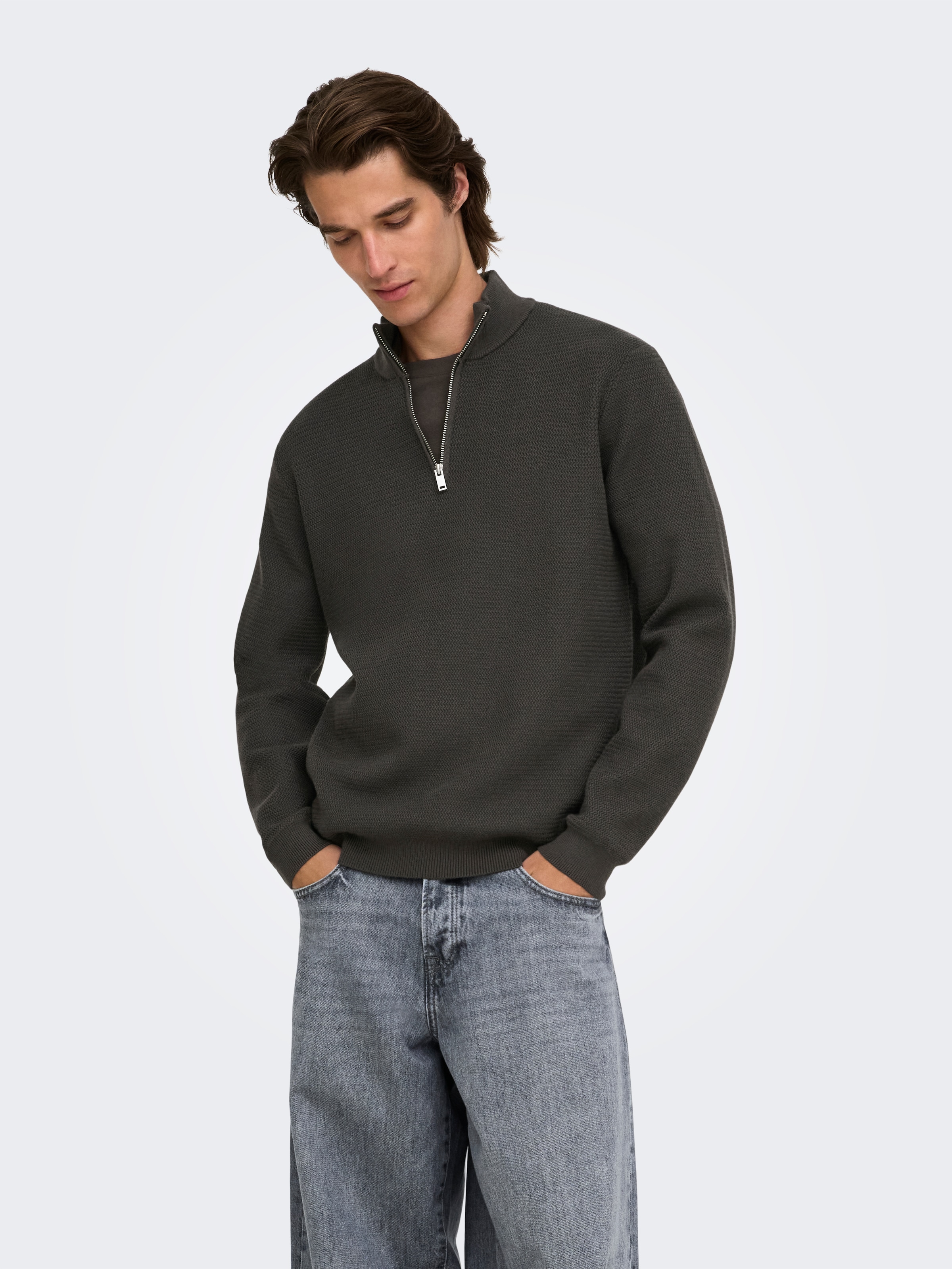 Image of ONLY & SONS Troyer "ONSCARTER REG JAQUARD 1/2 ZIP OTL" Viskosemischung, regular fit