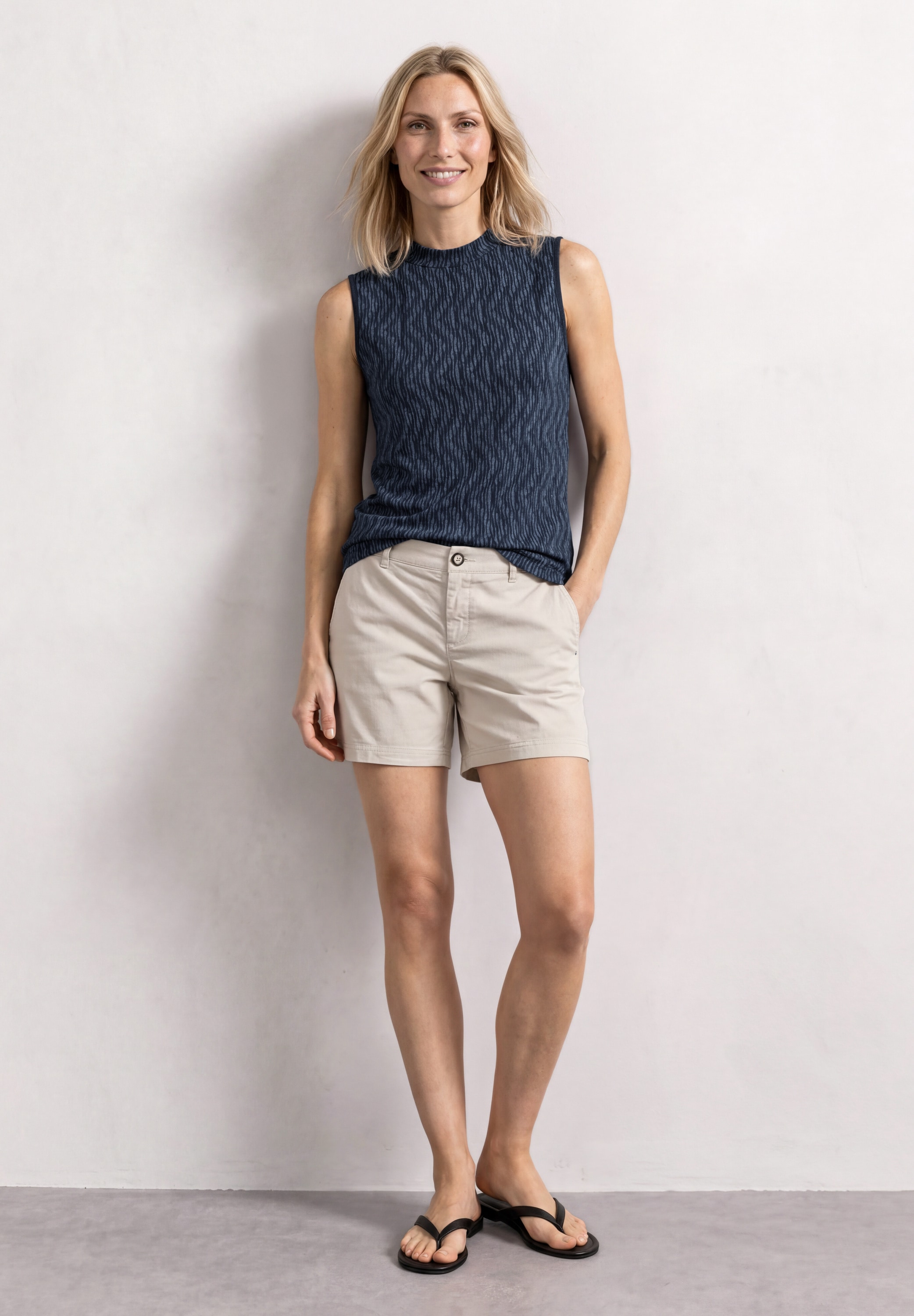 STREET ONE Haut de chemise Top d'été avec motif graphique et col roulé
