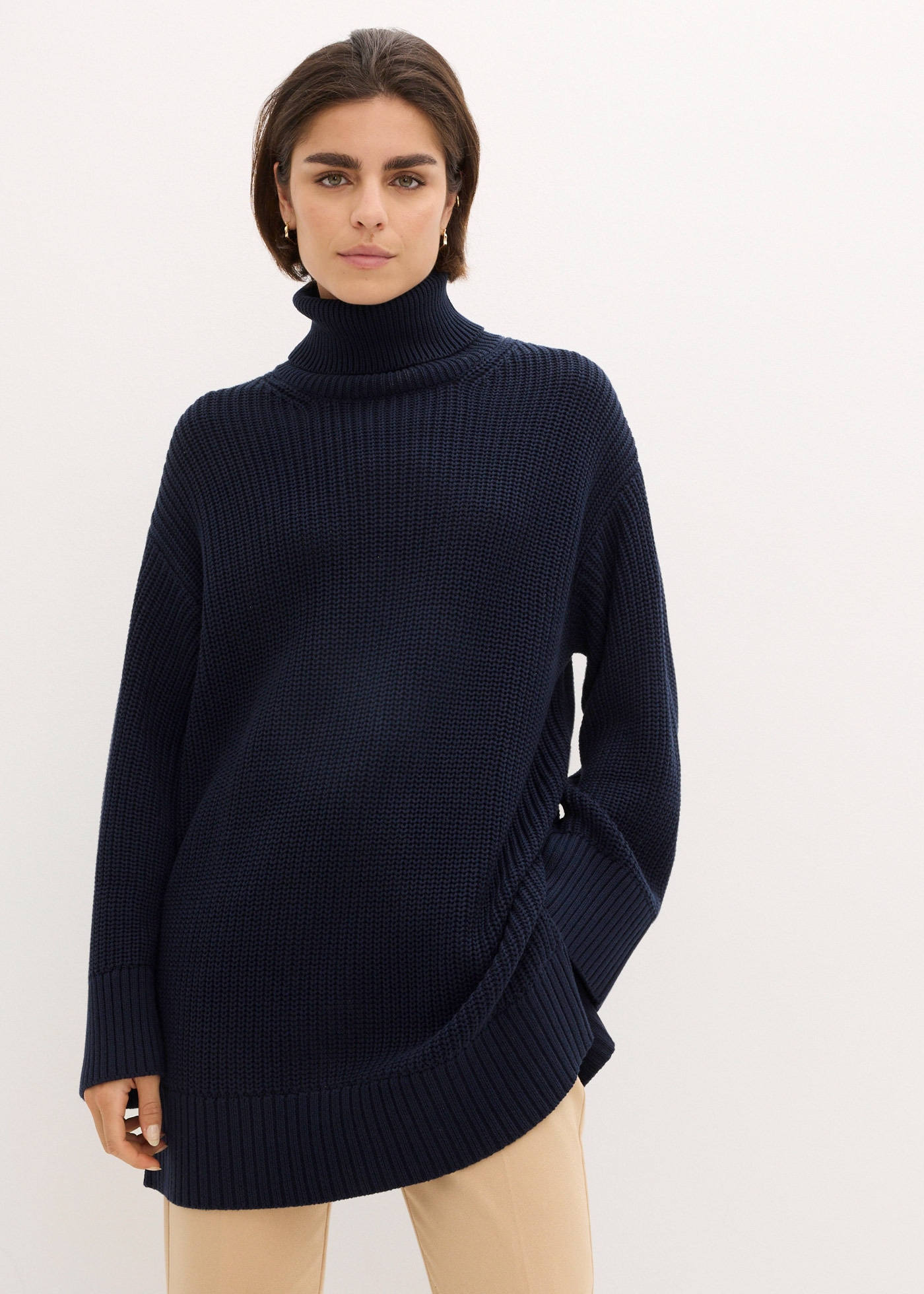 Image of bonprix Rollkragenpullover "Oversize-Rollkragenpullover aus Baumwoll-Mix" aus Baumwoll-Mix, mit Rollkragen, mit Seitenschlitzen