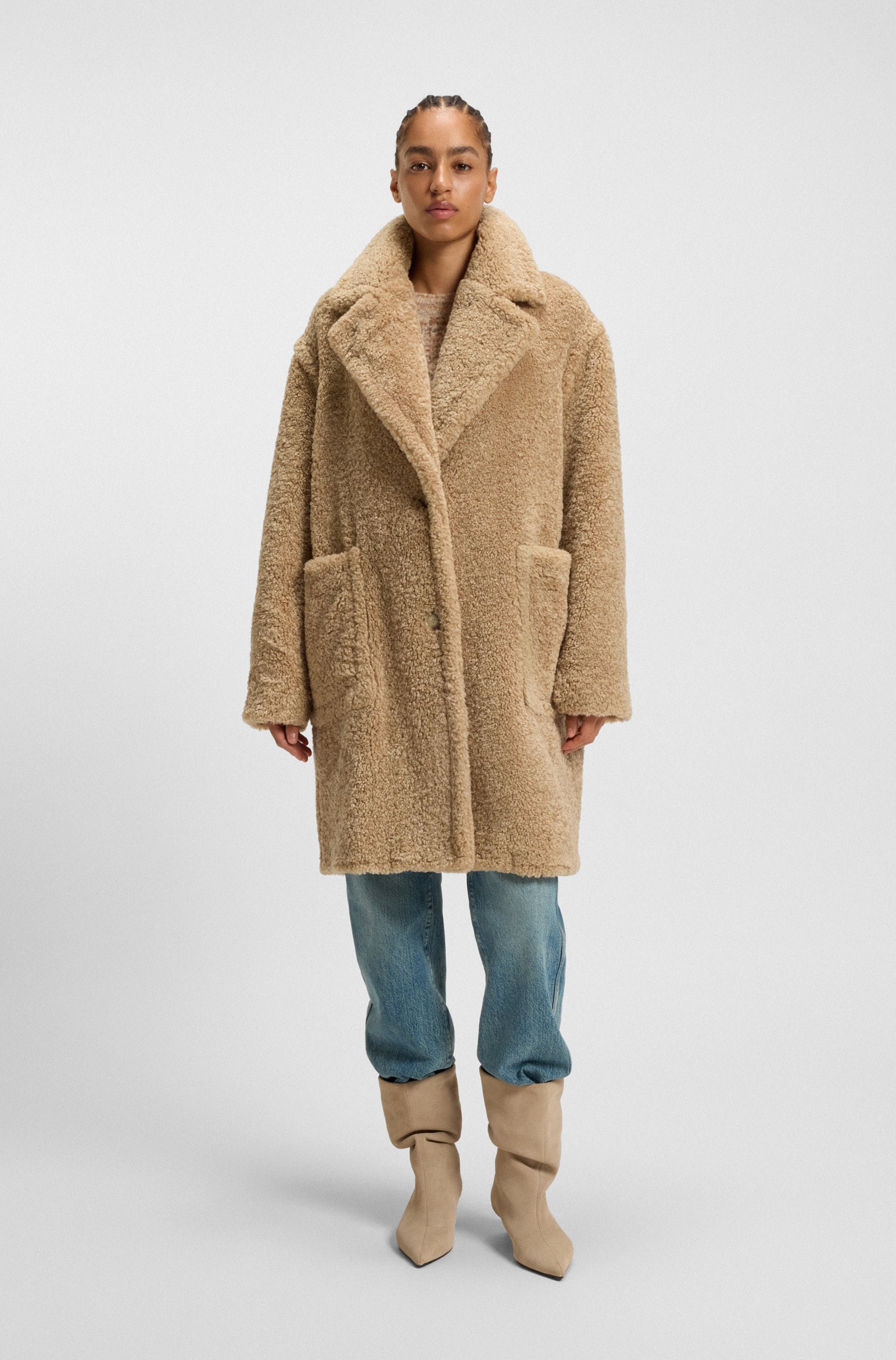 Image of BOSS ORANGE Kurzmantel "Catedy Premium Damenmode" aus softem Teddy, Relaxed Fit