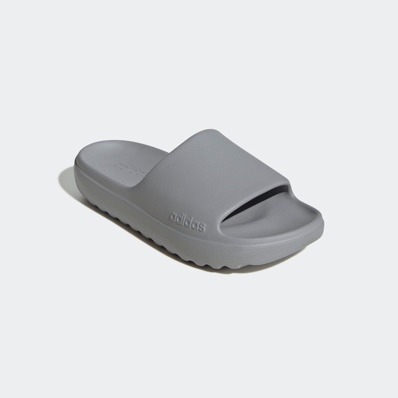adidas Sportswear , Badesandale »LUMIA ADILETTE« , silberfarben , 40,5 , Ein schnell trocknender Badeschlappen im Slip-On-Design für Abenteuer im...