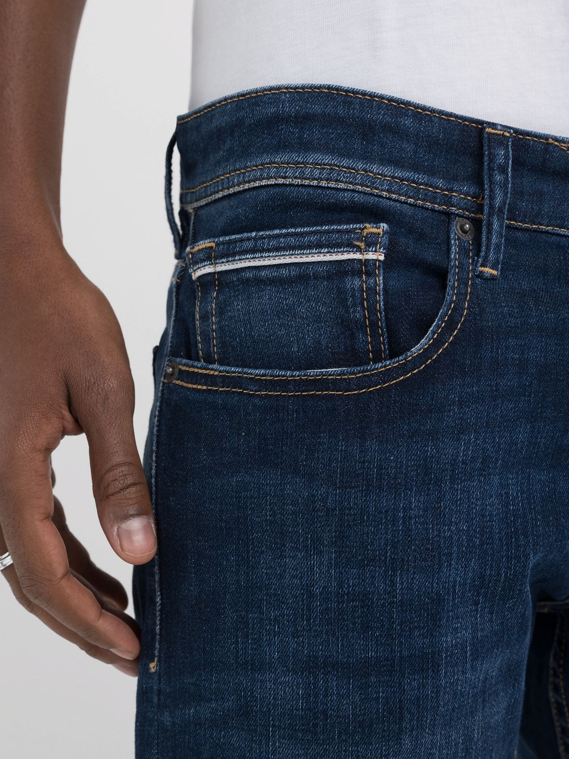 Replay Straight-Jeans »GROVER«, in vielen verschiedenen Waschungen, mit Stretch