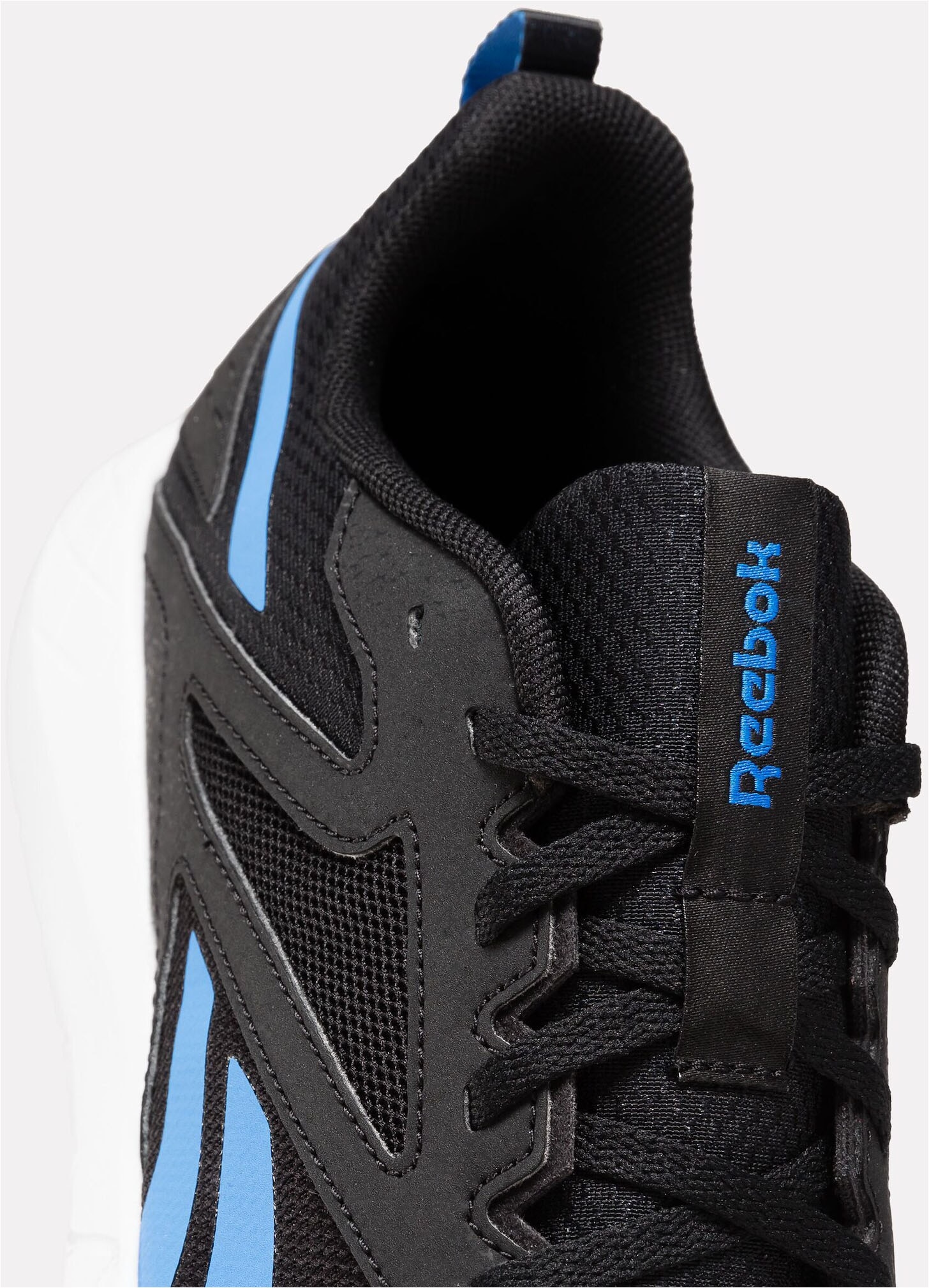 Reebok Trainingsschuh »FLEXAGON ENERGY TR 4«