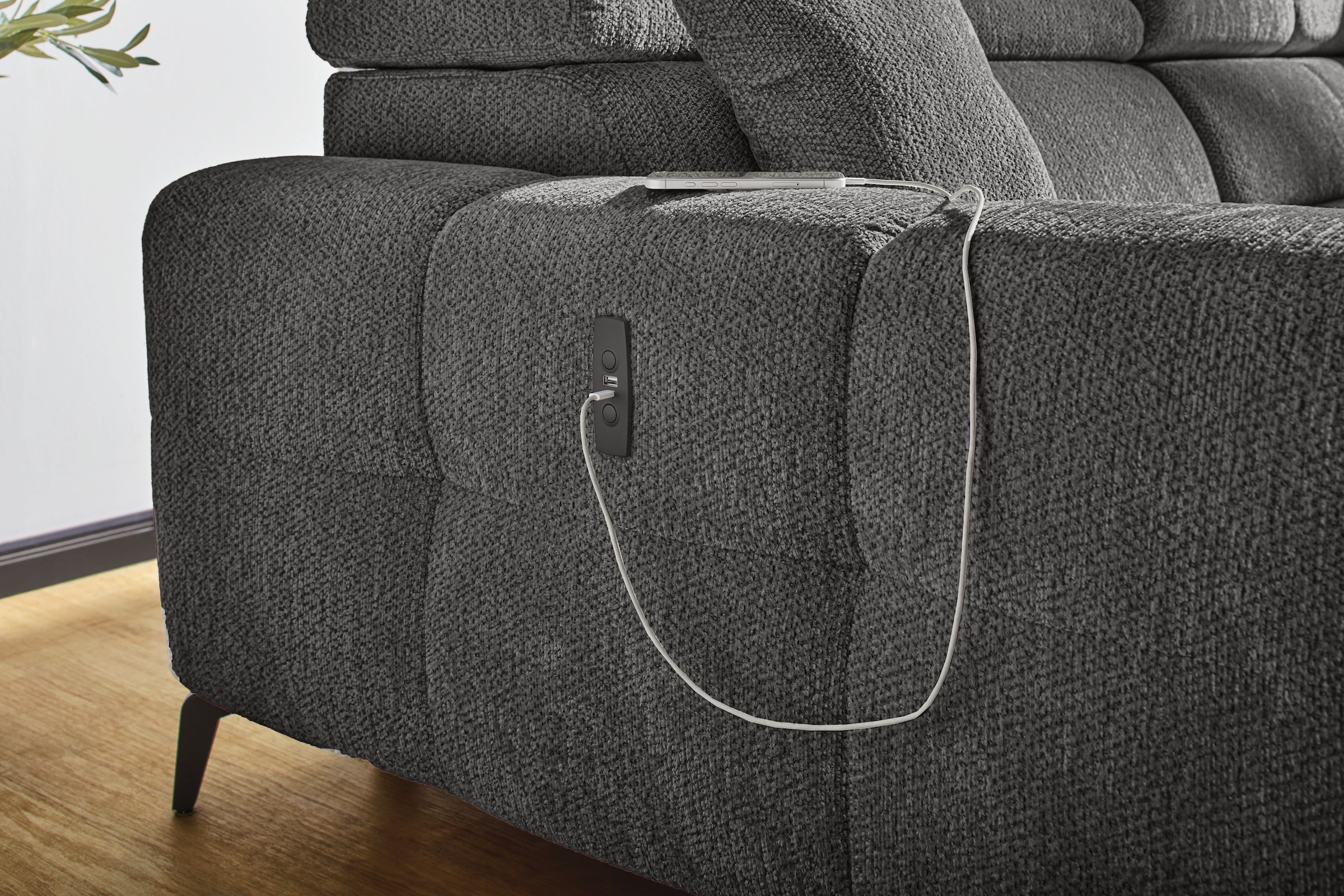 Jockenhöfer Gruppe »Racer L-Form, B: 290 cm, 60 cm elektrische Sitztiefenverstellung« USB-Ports, Kopfstützen verstellbar, Zierkissen, bis 140 kg/Sitz