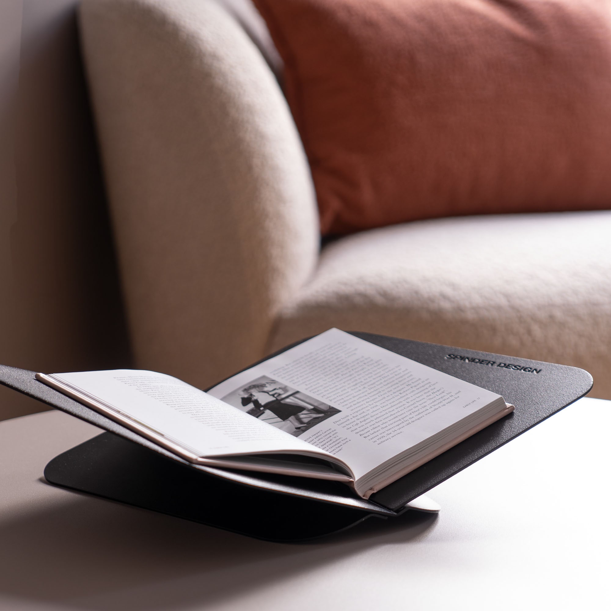 Spinder Design Serre-livres »ATALANTA« porte-livres moderne en acier peint par poudrage