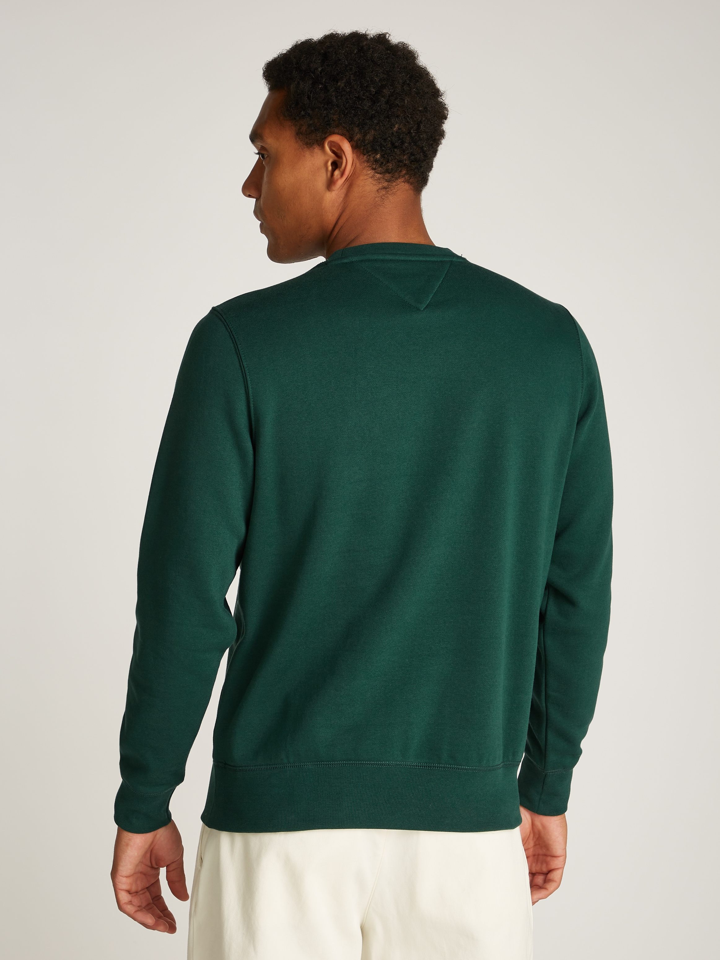 Tommy Hilfiger Sweatshirt »TOMMY LOGO SWEATSHIRT mit Rundhals und Stickerei«, unifarben, casual, regular fit, Baumwollmix, Rundhals
