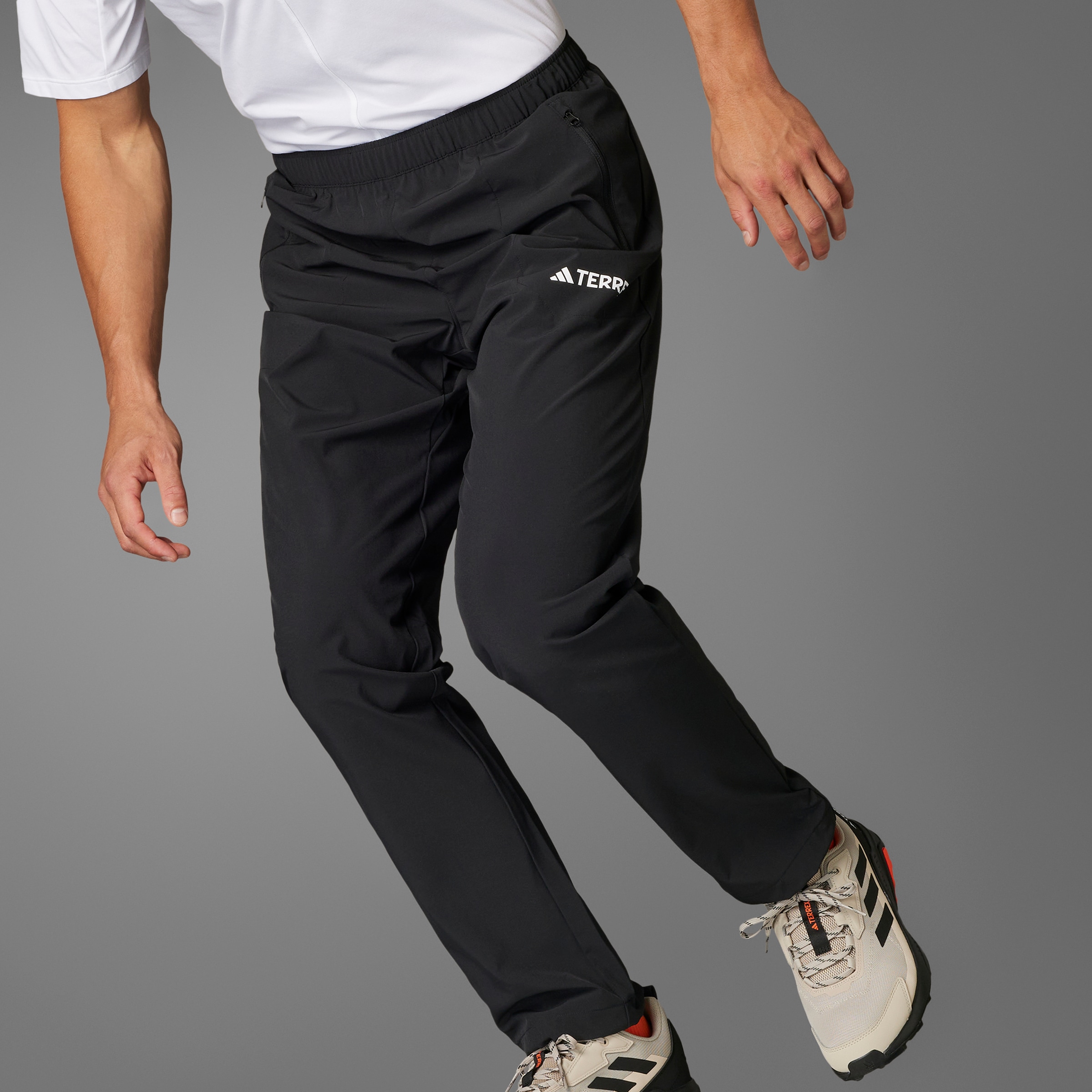adidas TERREX Outdoorhose »MT ESS PANTS«, (1 tlg.)