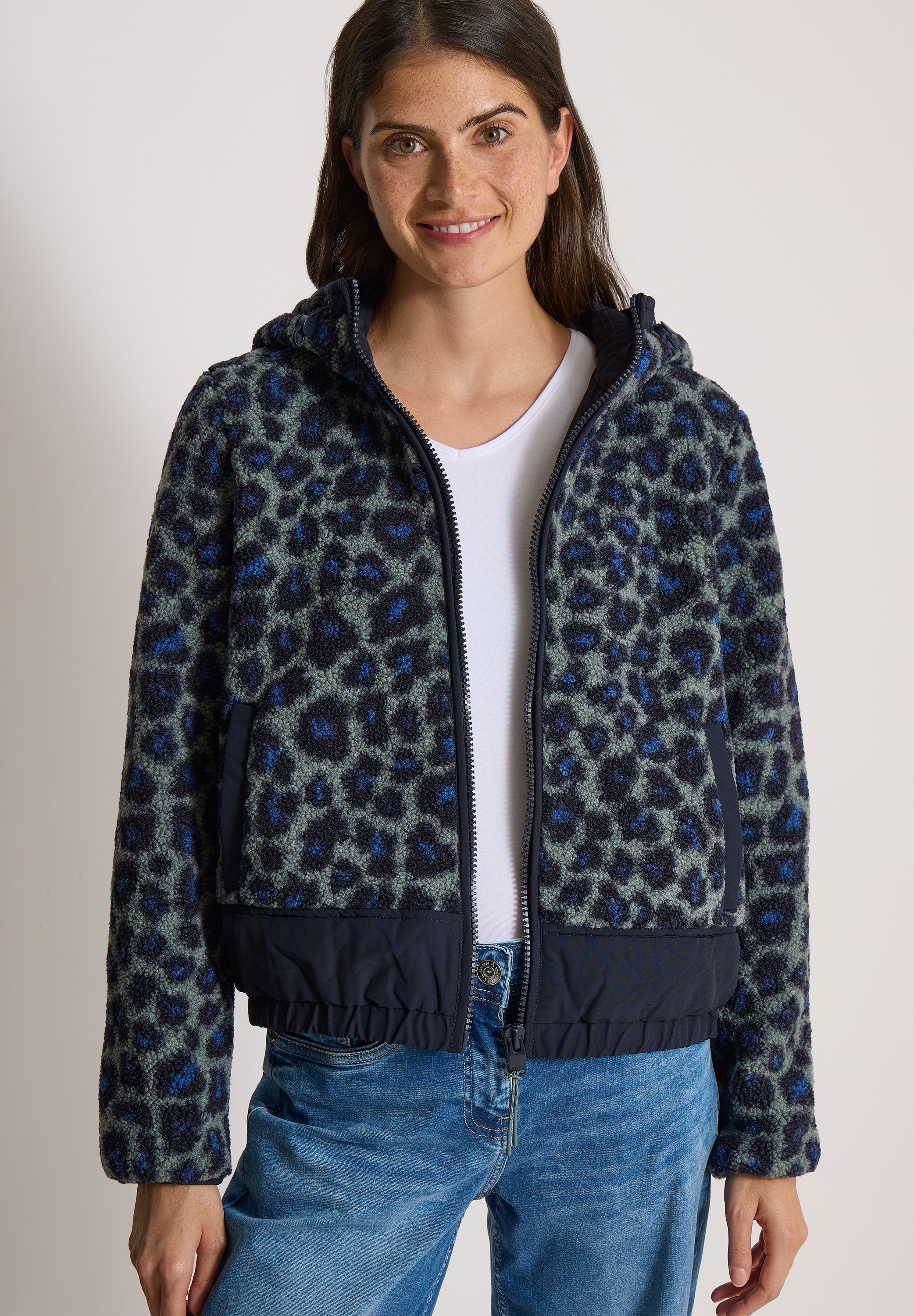 Cecil Fellimitatjacke mit Kapuze mit Softshell-Details und Kapuze
