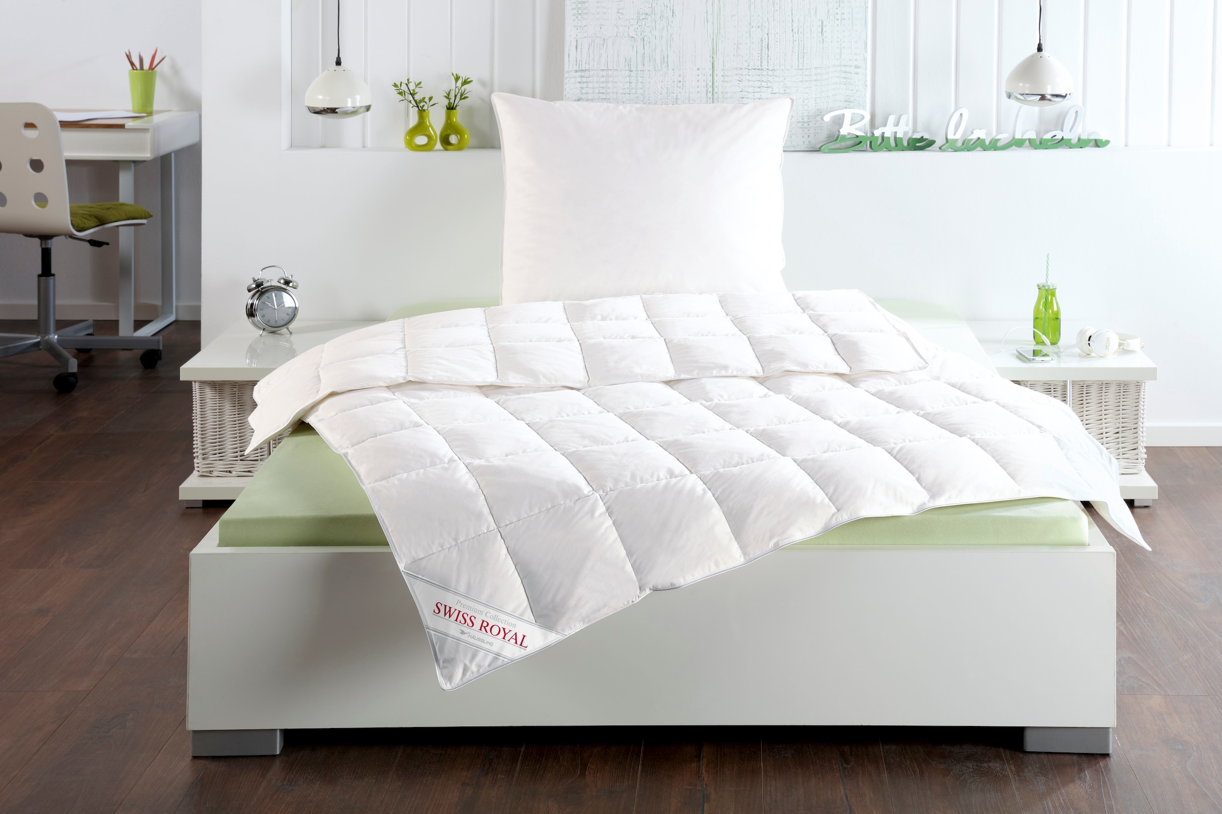 Image of Haeussling Daunenbettdecke "Swiss Royal, Bettdecken für Sommer und Winter, Ganzjahresdecke, Decke" leicht Füllung 90Daunen10Federn 1 Stk. tlg. Bettdecke 135x200 cm, 155x220 cm & weitere Grössen, Made in Germany