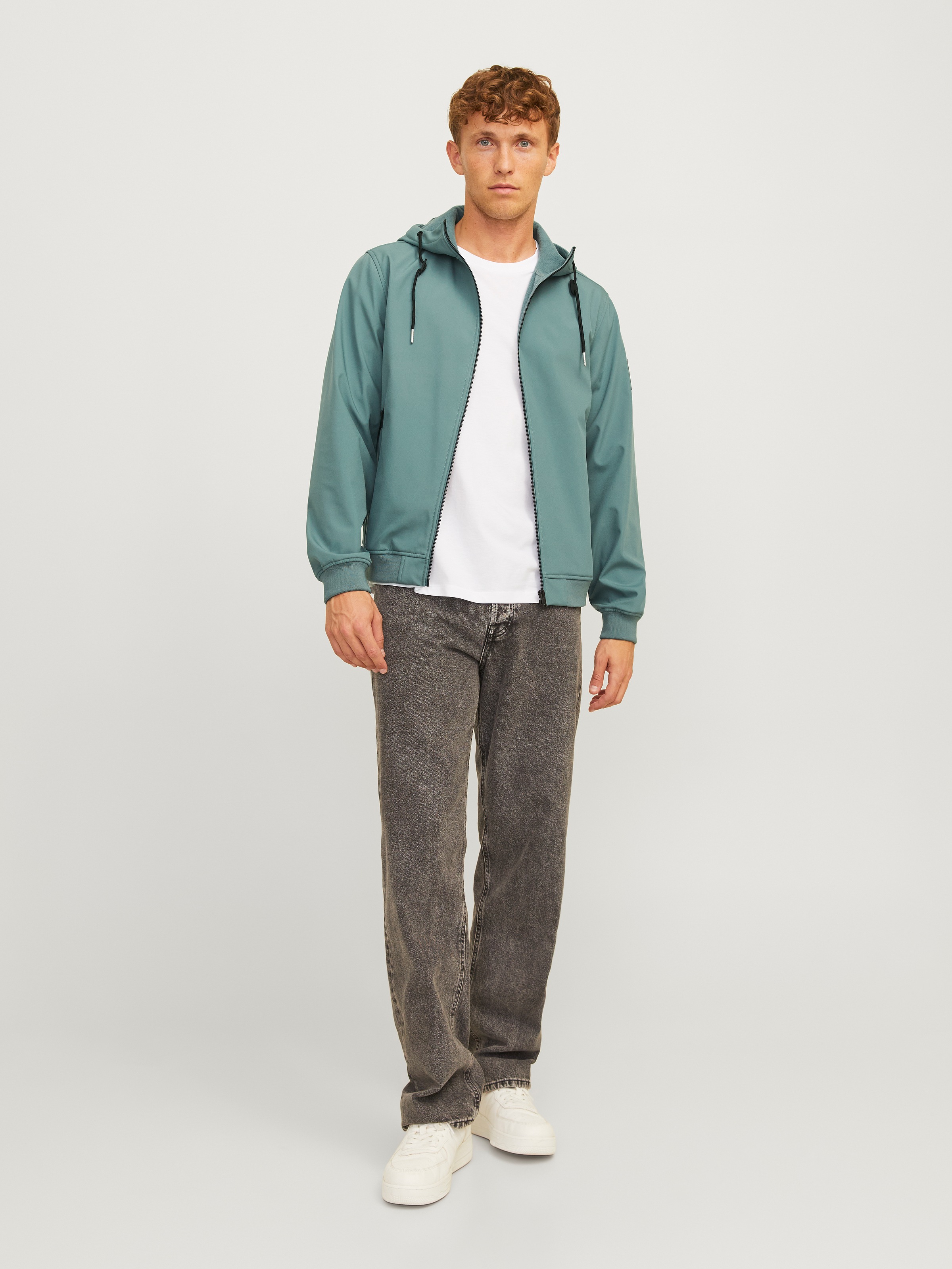 Jack & Jones Softshelljacke »JJEBASIC SOFTSHELL HOOD NOOS«, mit Kapuze