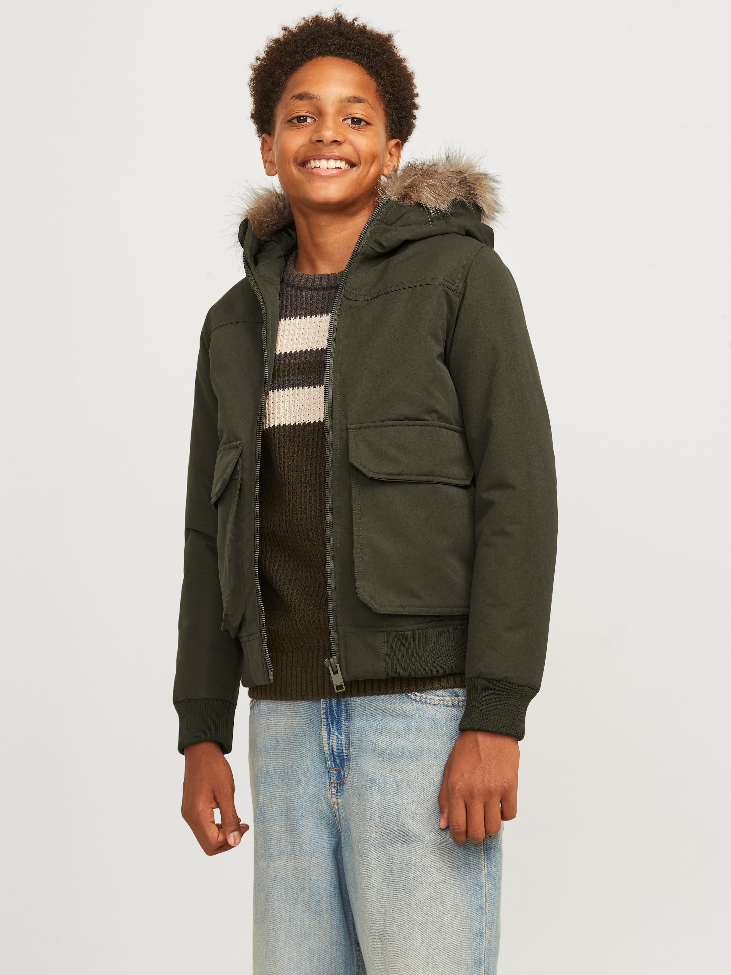 Outdoorjacke »JJECONSTRUCT DETACHABLE FUR BOMBER JNR«, mit Kapuze