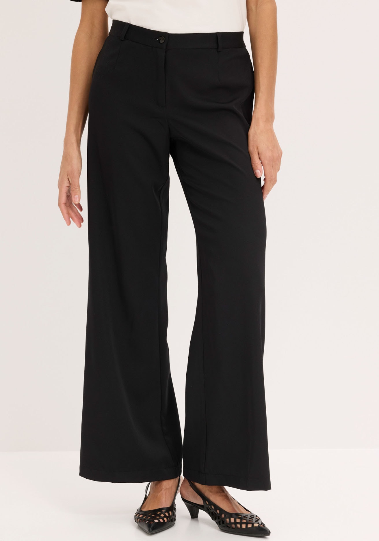 Image of bonprix Marlene-Hose mit weitem Bein, Bügelfalte und bequemem Bund