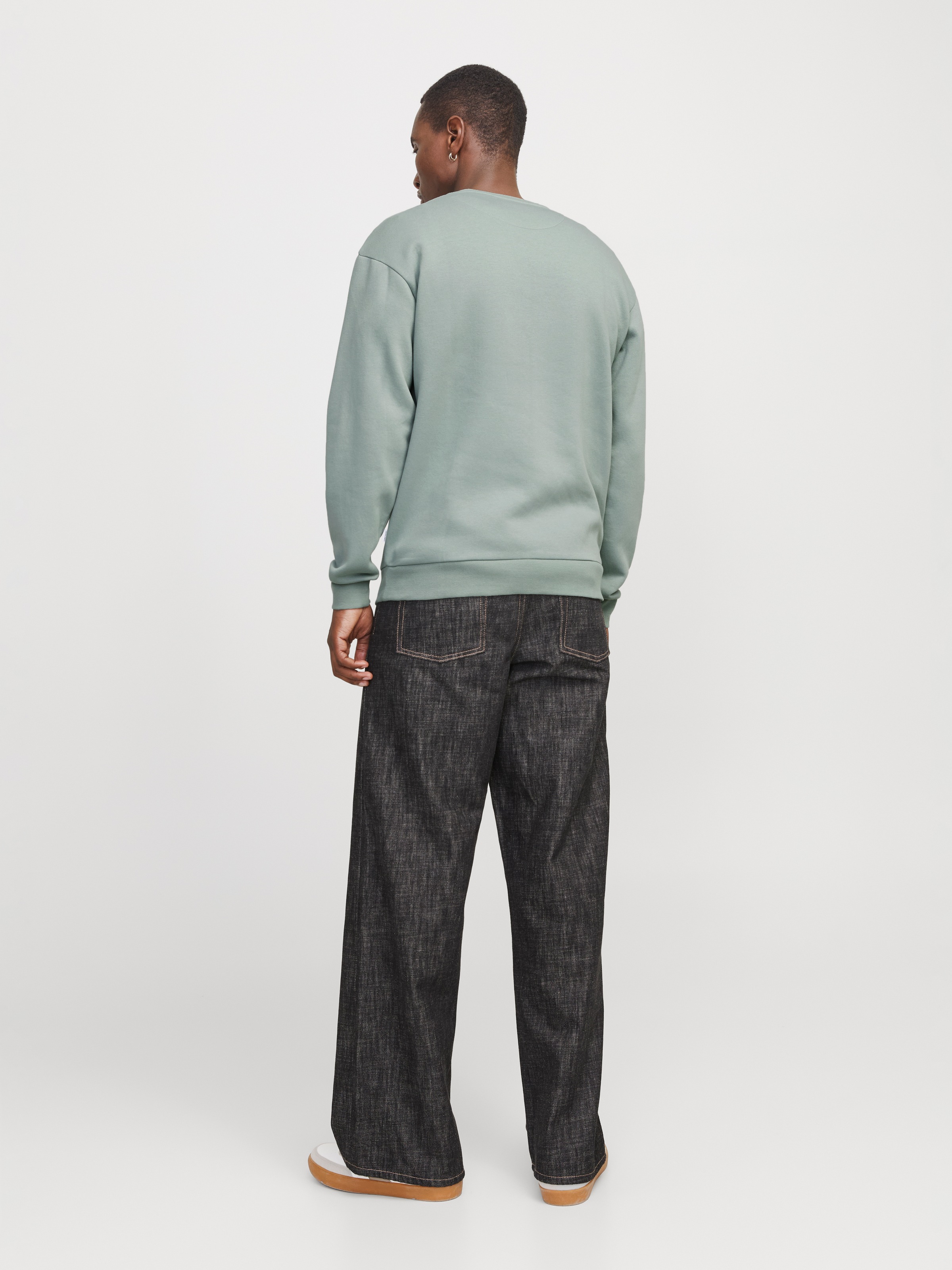 Jack & Jones Sweatshirt »JJEBRADLEY SWEAT CREW NOOS«, mit Rippbündchen