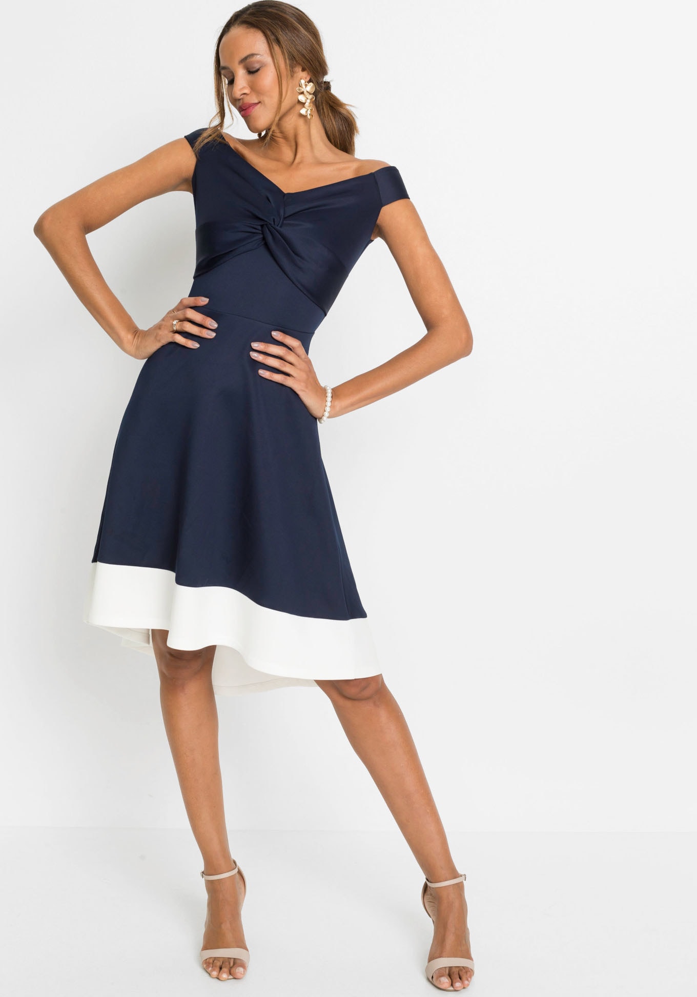 Image of bonprix Off-Shoulder-Kleid für festliche Anlässe, aus festem Scuba-Stoff, mit Carmen-Ausschnitt