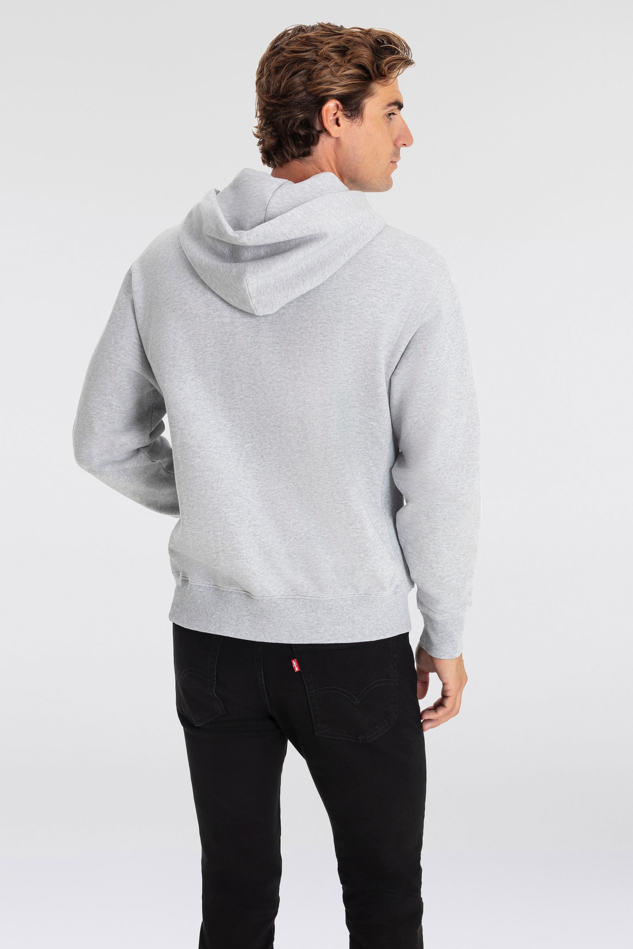 Levi's® Hoodie »THE AUTHENTIC HOODIE«, mit kleiner Ton-in-Ton Logostickerei auf der Brust