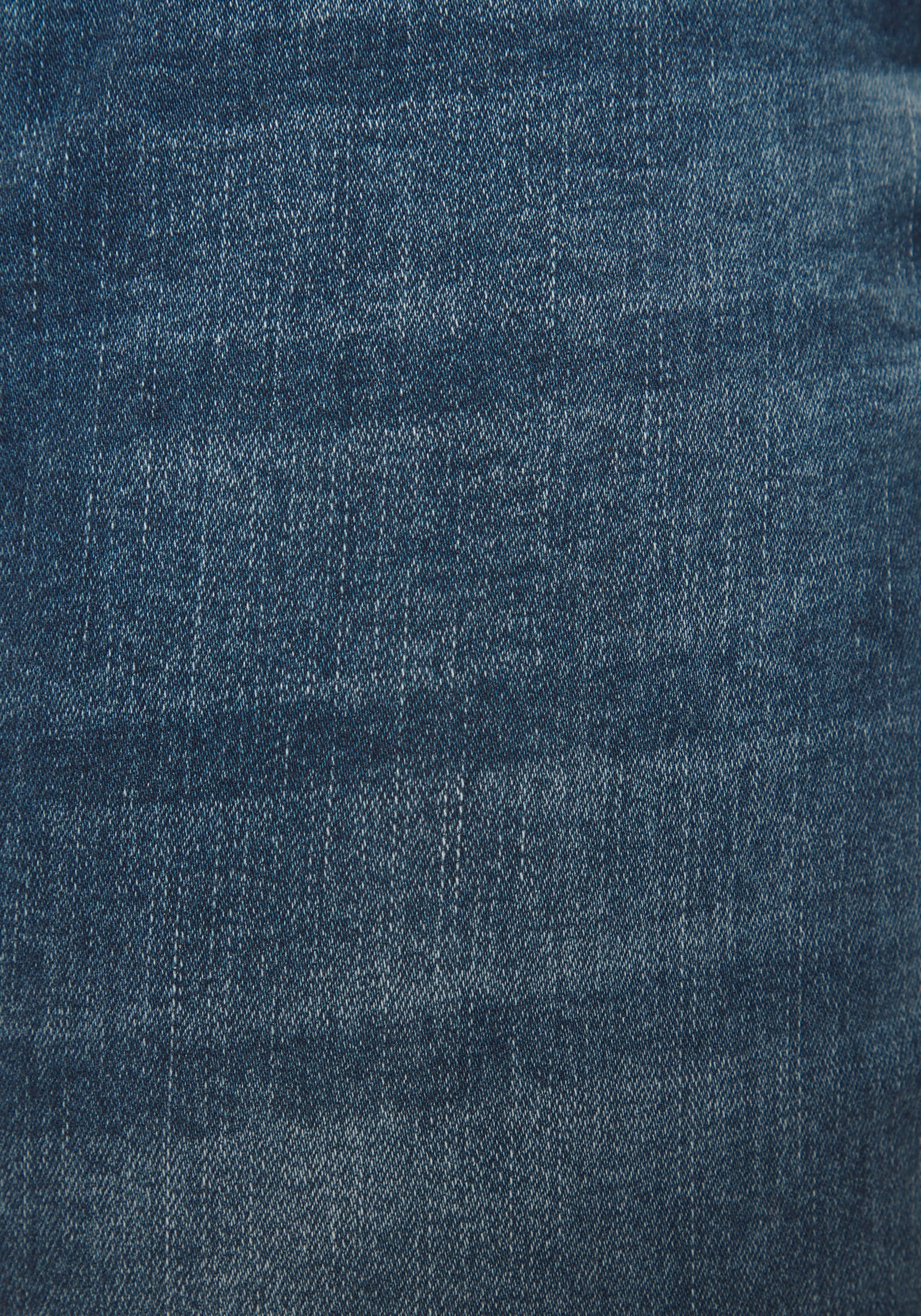 LASCANA Jeans taille haute mit sichtbarer Knopfleiste und Stretch-Anteil, Skinny, High Waist