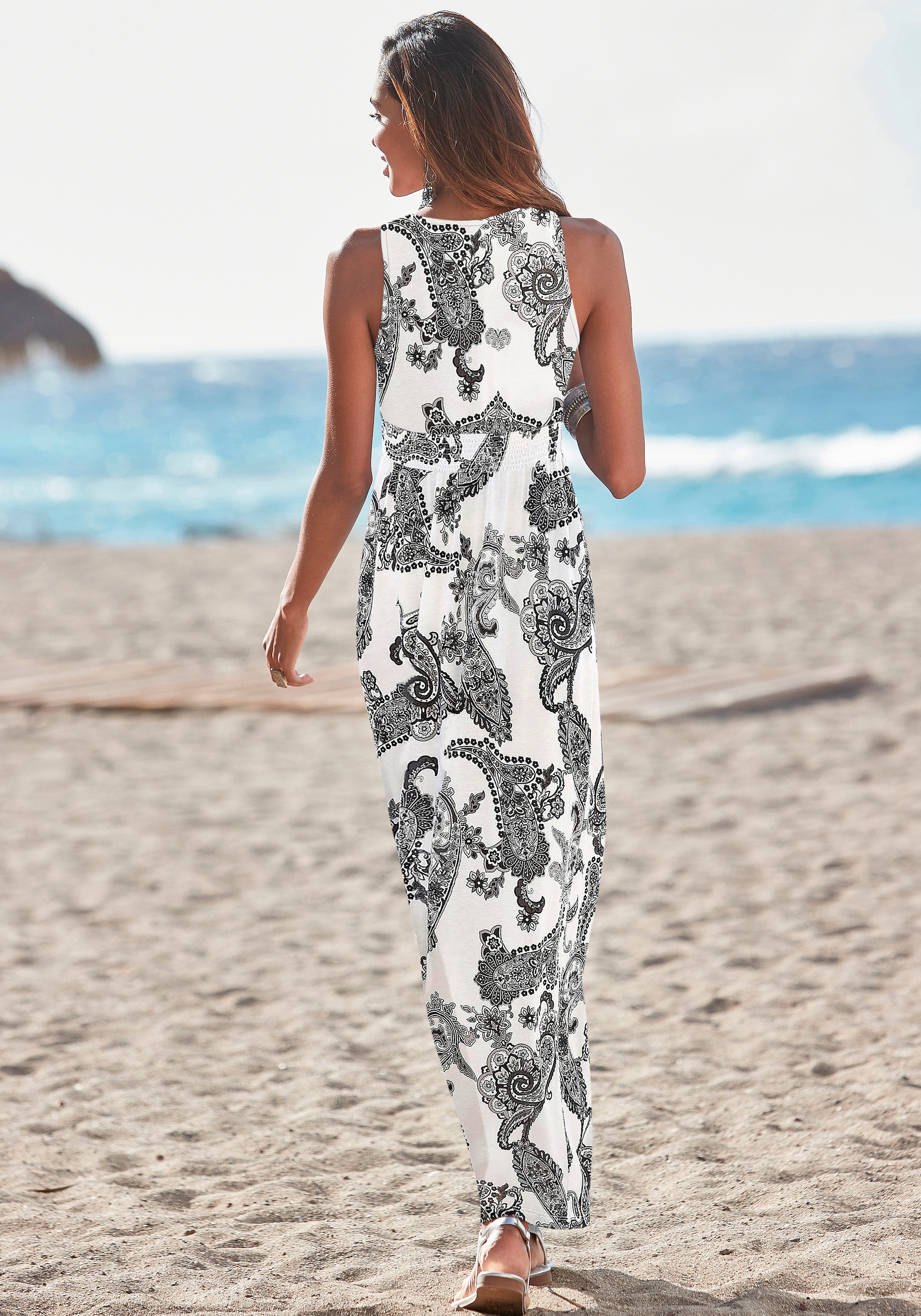 LASCANA Maxi robe mit verstellbarem Ausschnitt im Alloverdruck, Sommerkleid, Strandkleid