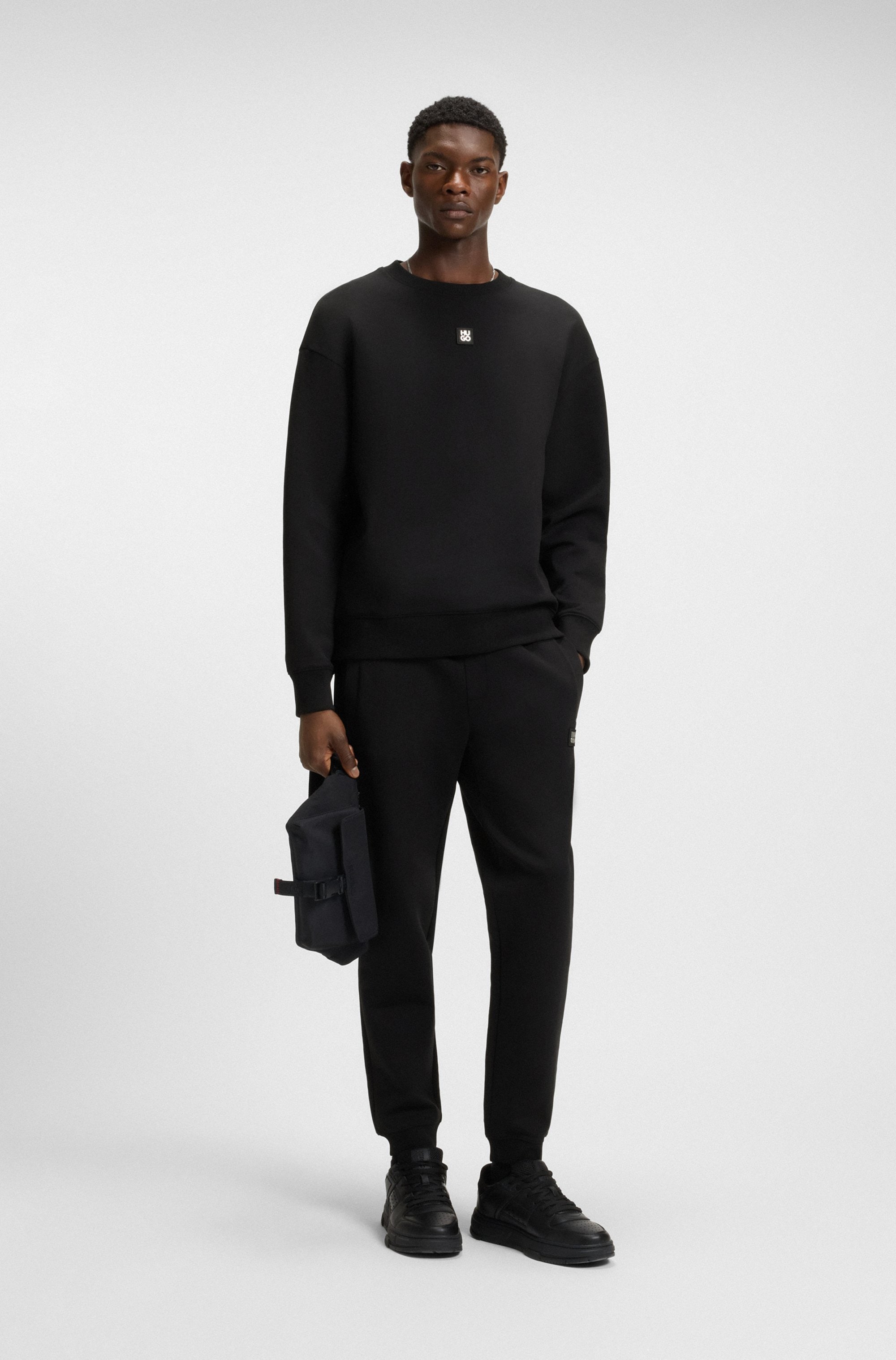 HUGO Pantalon sweat »Dimacs«  ceinture élastique avec cordon de serrage, coupe décontractée, mélange de coton