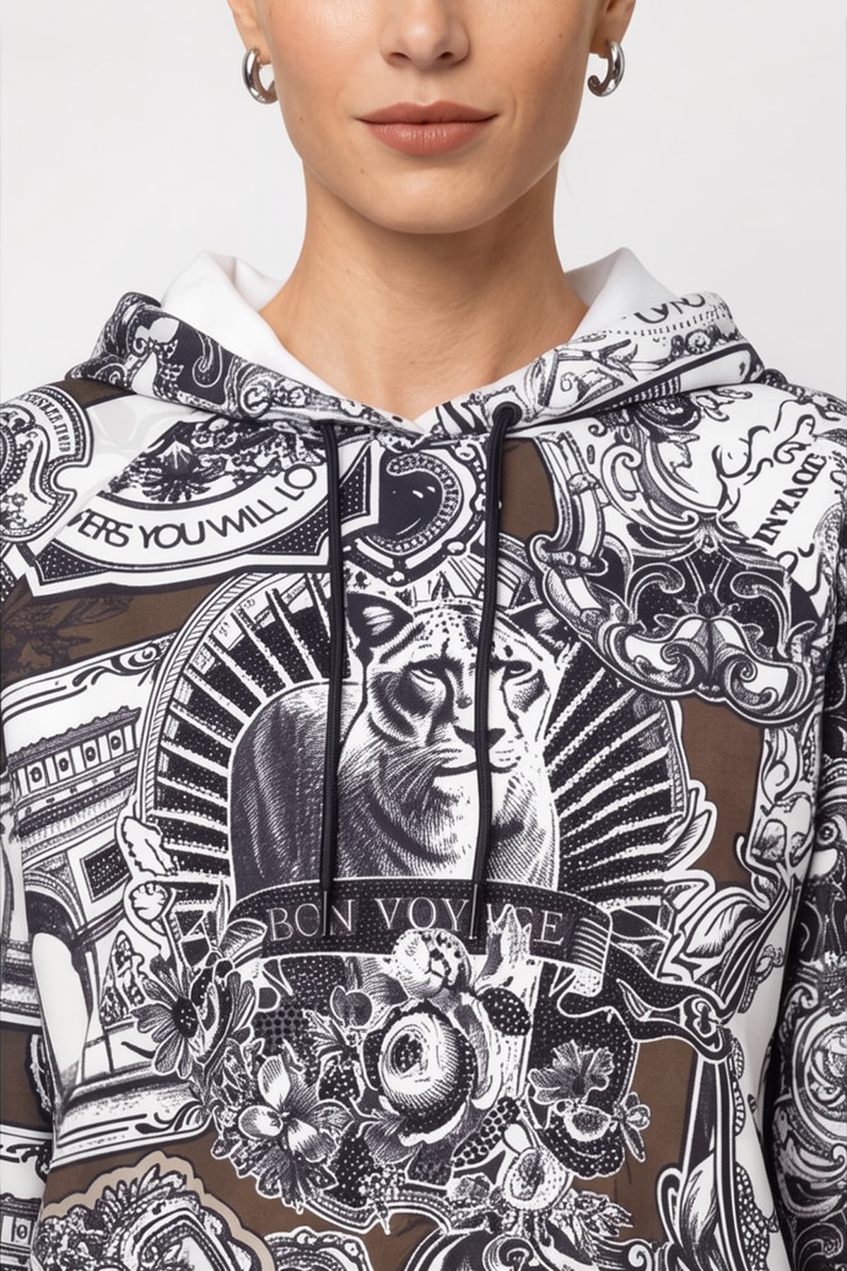 Monari Sweat-shirt »Sweatshirt Emblem allover«, coupe régulière avec capuche
