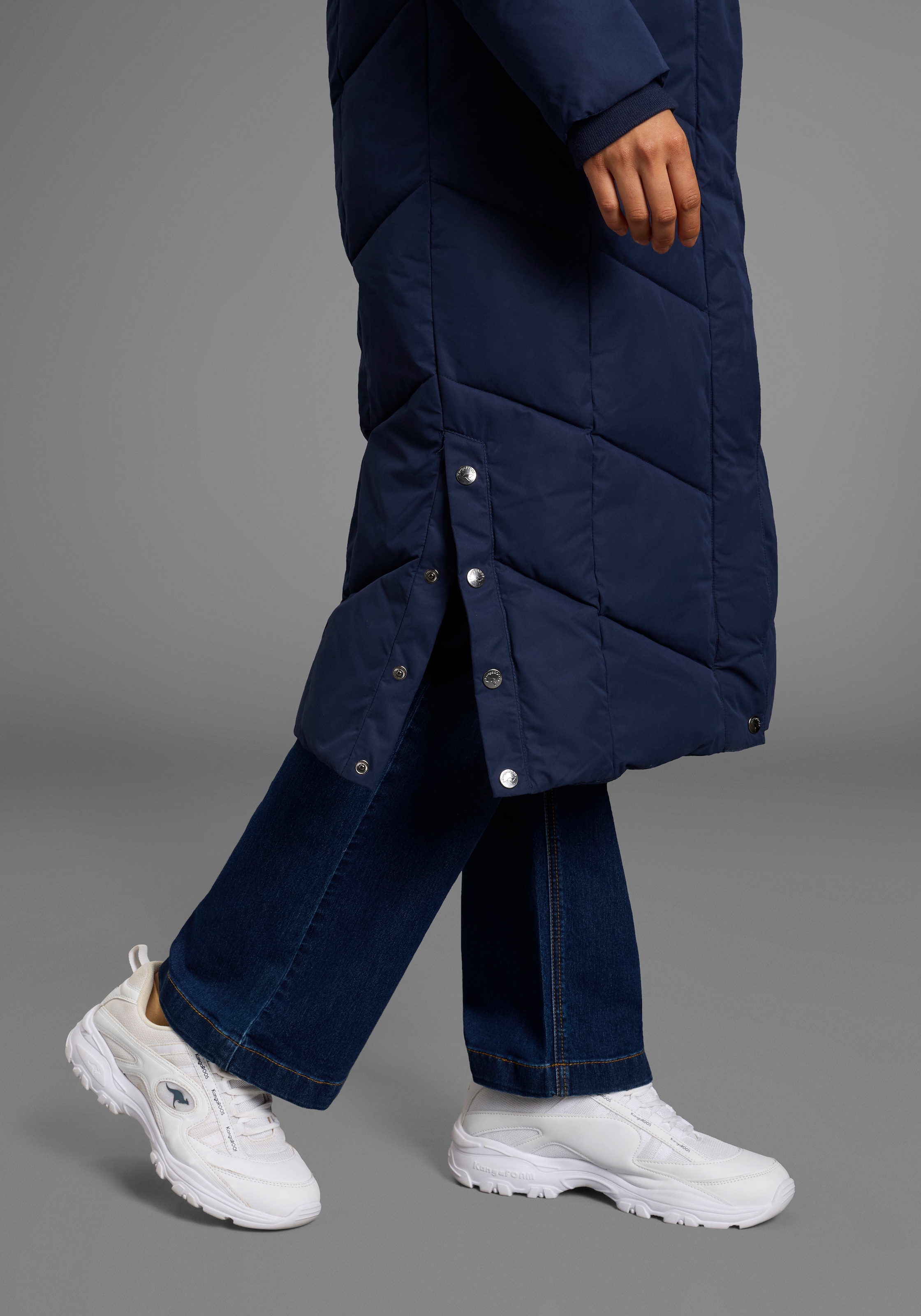 KangaROOS Steppmantel Langer Wintermantel mit seitlichen Knöpfen und Kapuze