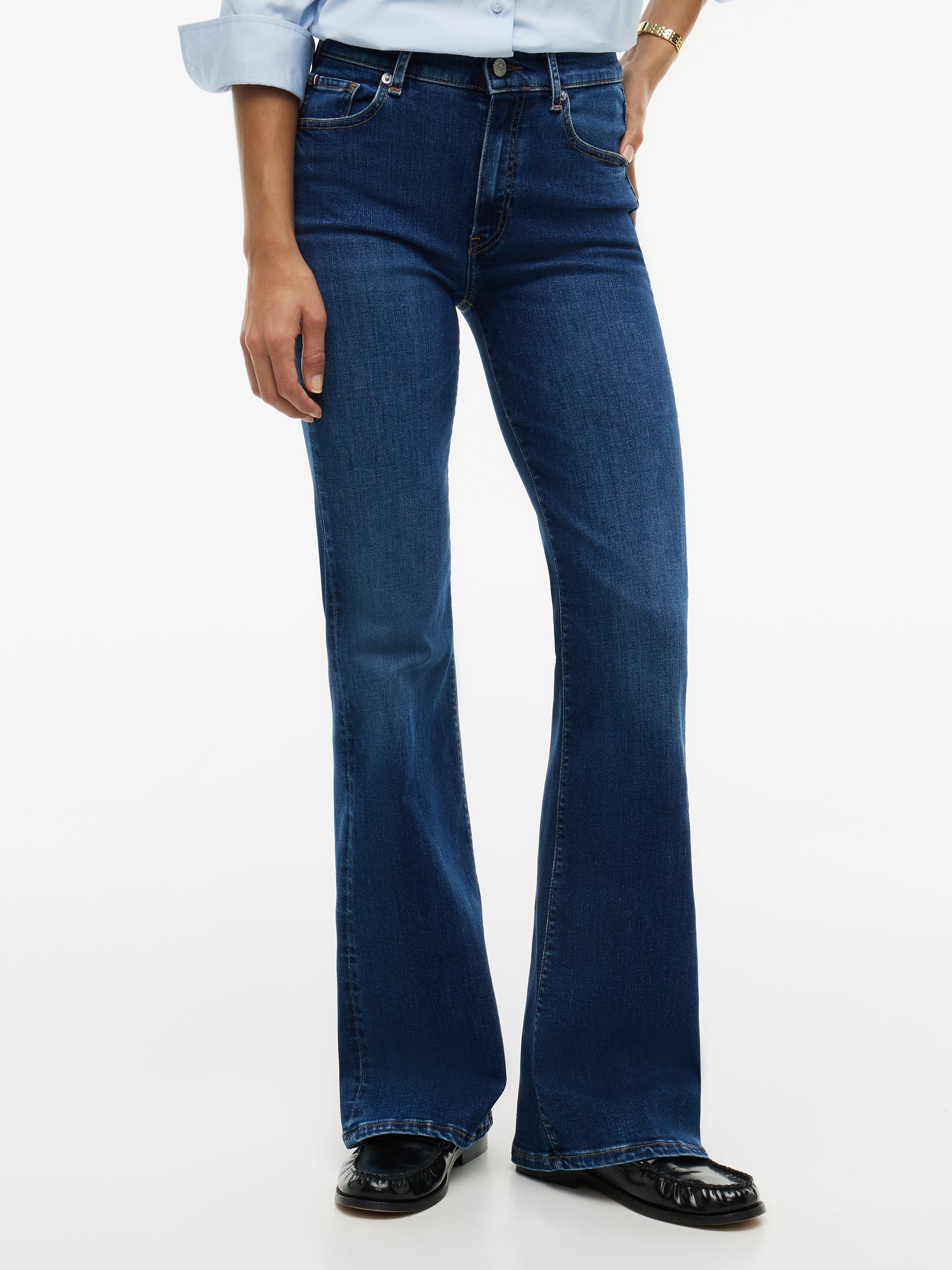 Image of Tommy Hilfiger Bootcut-Jeans "LUNA MID RISE FLARE ESSENTIAL" Baumwollmischung, in ausgestellter Form, mid waist