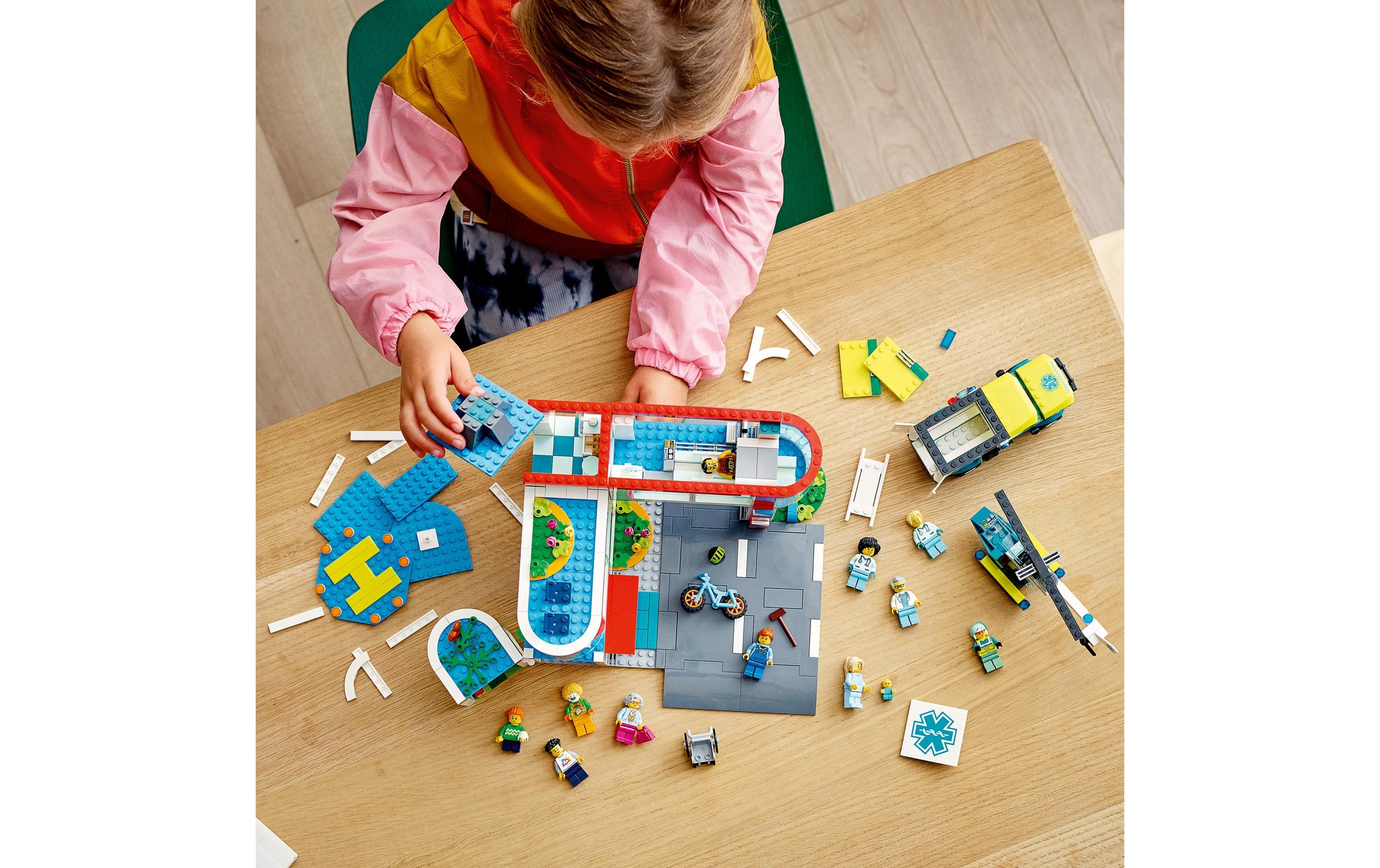 LEGO® Spielbausteine »Krankenhaus 60330«, (816 St.)