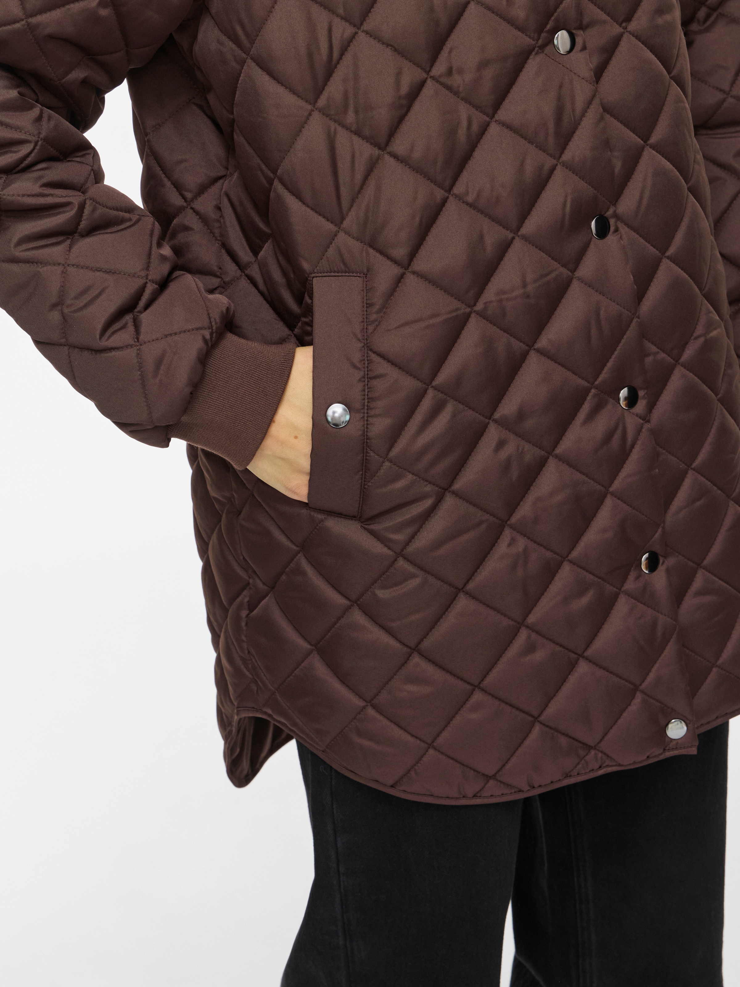 Vila Veste matelassée »VITATE L/S HOODED JACKET - NOOS« avec capuche fibre synthétique