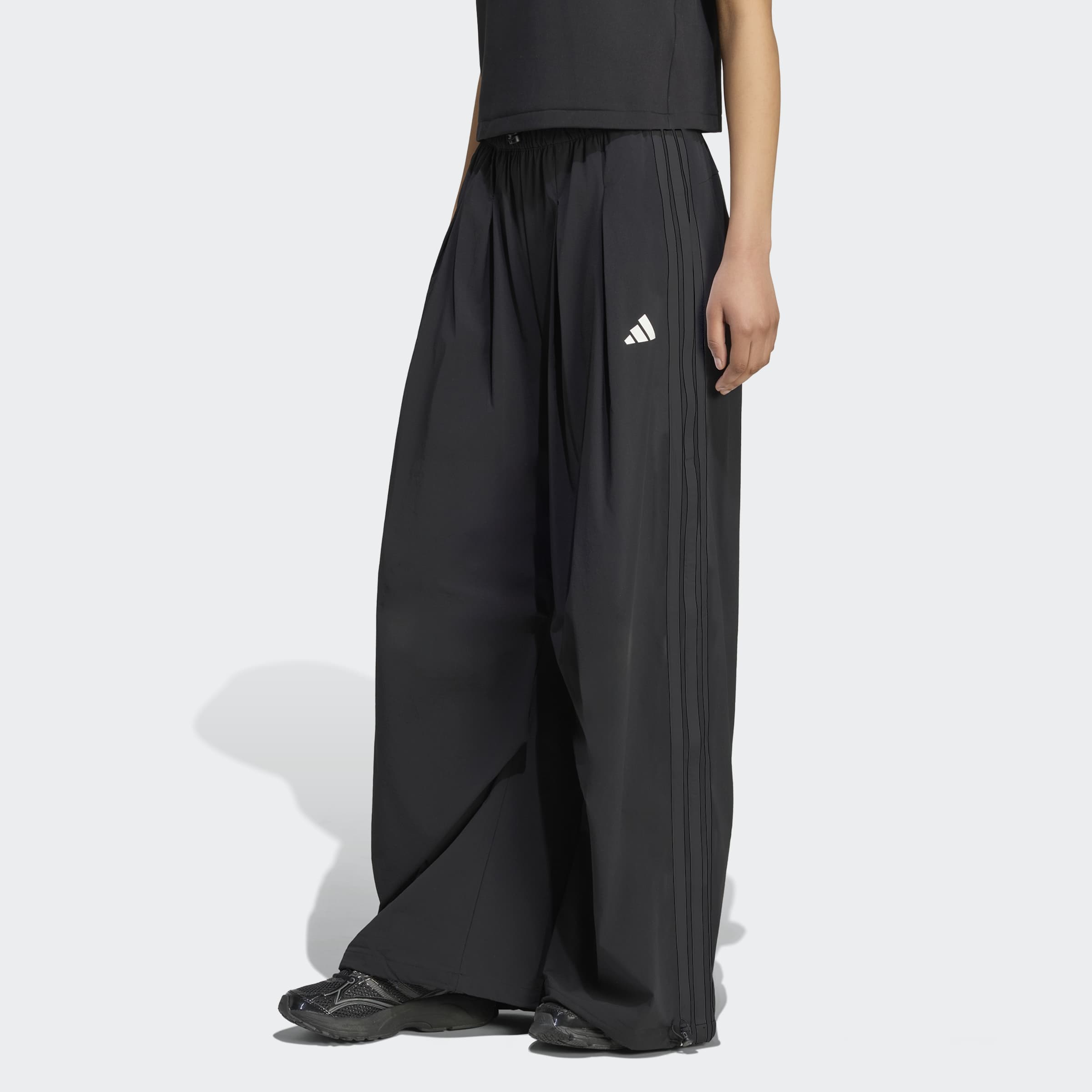 Image of adidas Sportswear Sporthose "CITY TECH 3 STRIPES TRACKSUIT BOTTOMS" für Erwachsene, sportlicher Stil, aus Polyamid und Elasthan