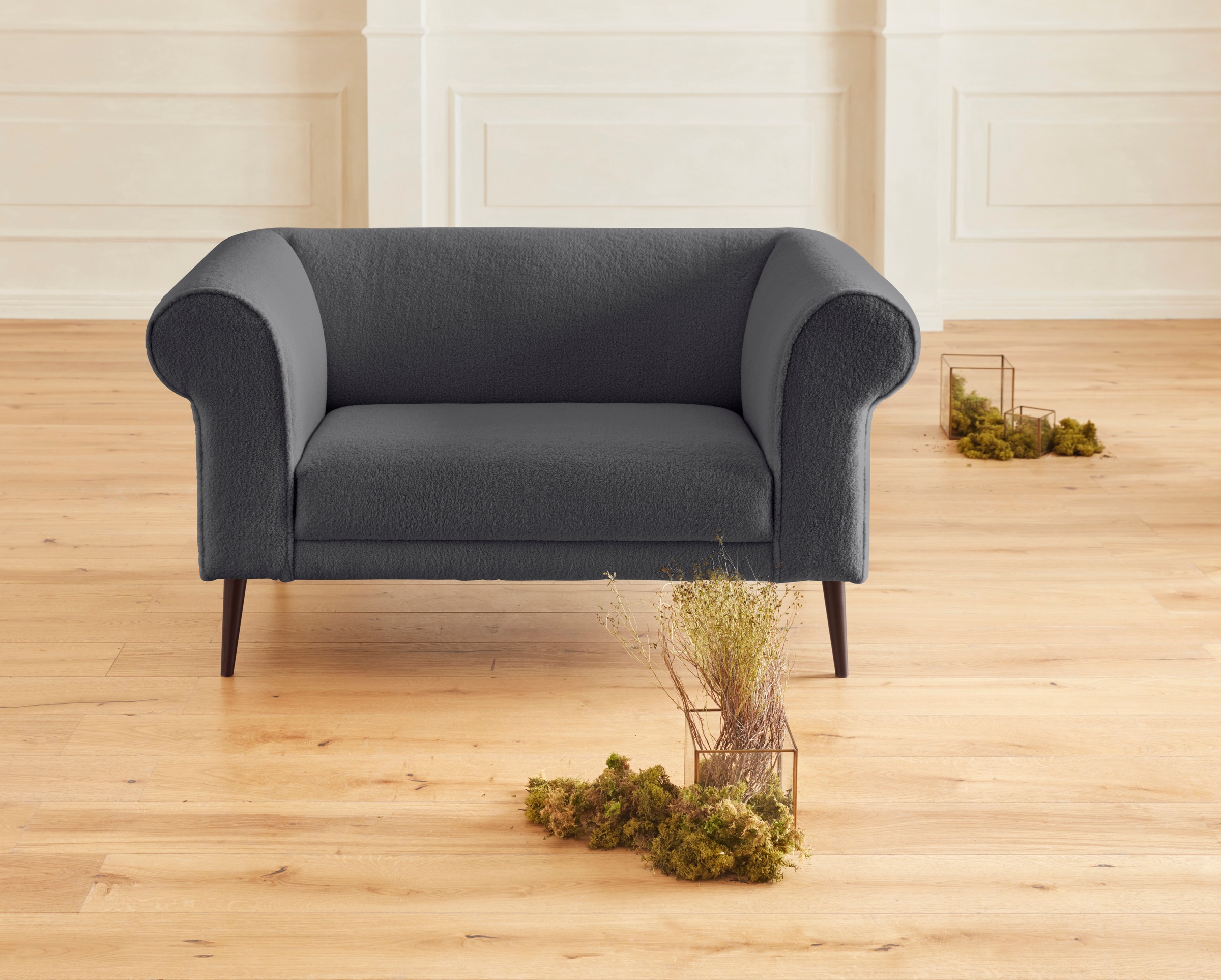 Image of Guido Maria Kretschmer Home&Living 2-Sitzer »Teddyka«, mit Federkern-Polsterung und wunderschönen Armlehnen, Bezug in Luxus-Microfaser in Teddyfelloptik bei Ackermann Versand Schweiz