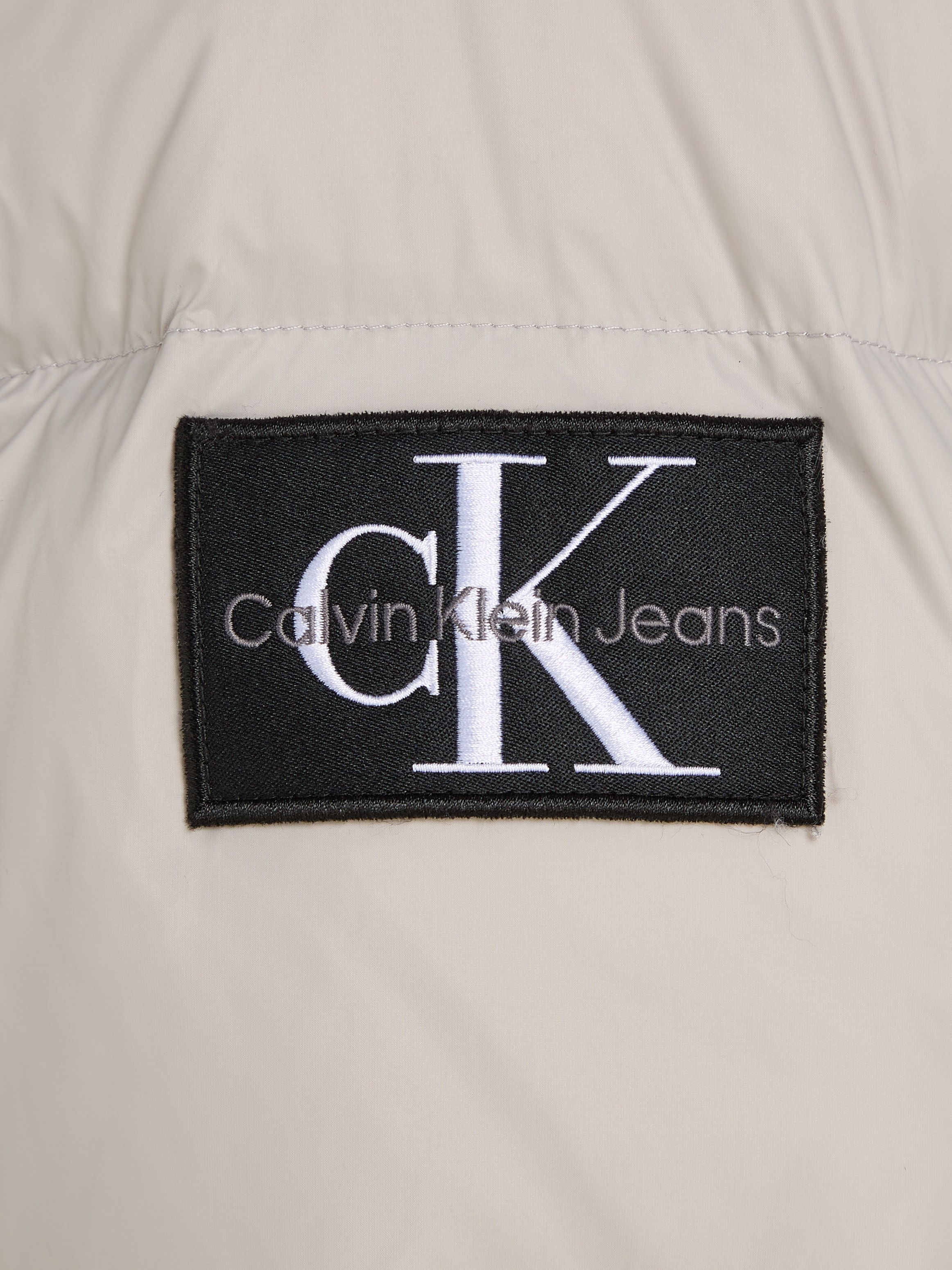 ♕ Calvin Klein Jeans Daunenjacke »ESSENTIALS DOWN LONG PARKA«, mit Kapuze  versandkostenfrei auf