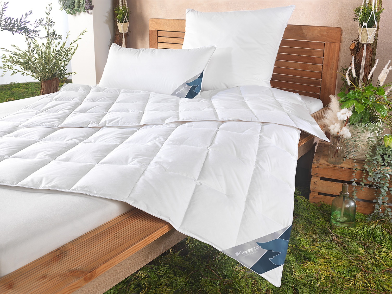 Image of Haeussling Daunenbettdecke "GRÖNLAND Made in Green" leicht Füllung neueweisse90Daunen10FedernKl1 1 Stk. tlg. hochwertiges Daunenprodukt" Made in Green" zertifiziert