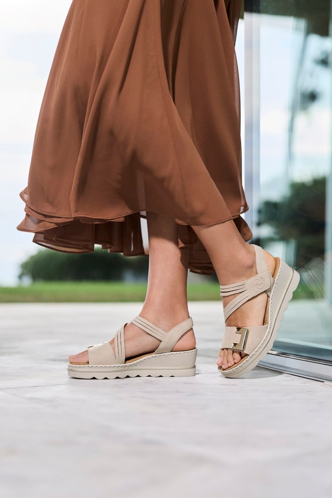 Rieker  Chaussure à scratch, chaussure d'été, chaussure de vacances avec brides asymétriques