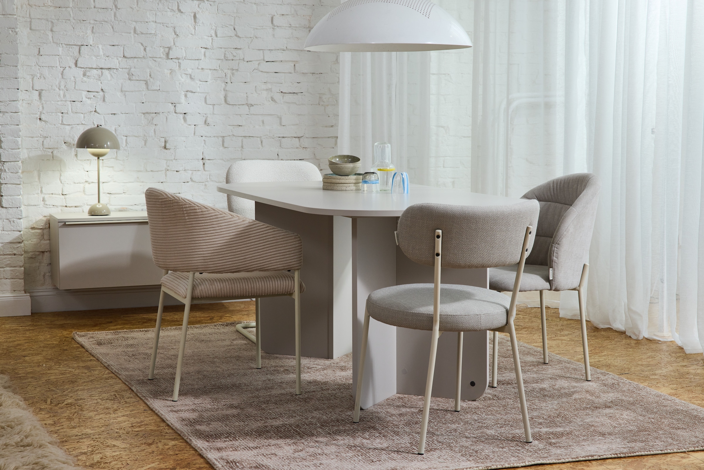 TOM TAILOR HOME Chaise à 4 pieds »SOFT PAD CHAIR« (Set) 2 cuisEsszimmerstuhl, 4-Fussgestell, mit Rückenausschnitt