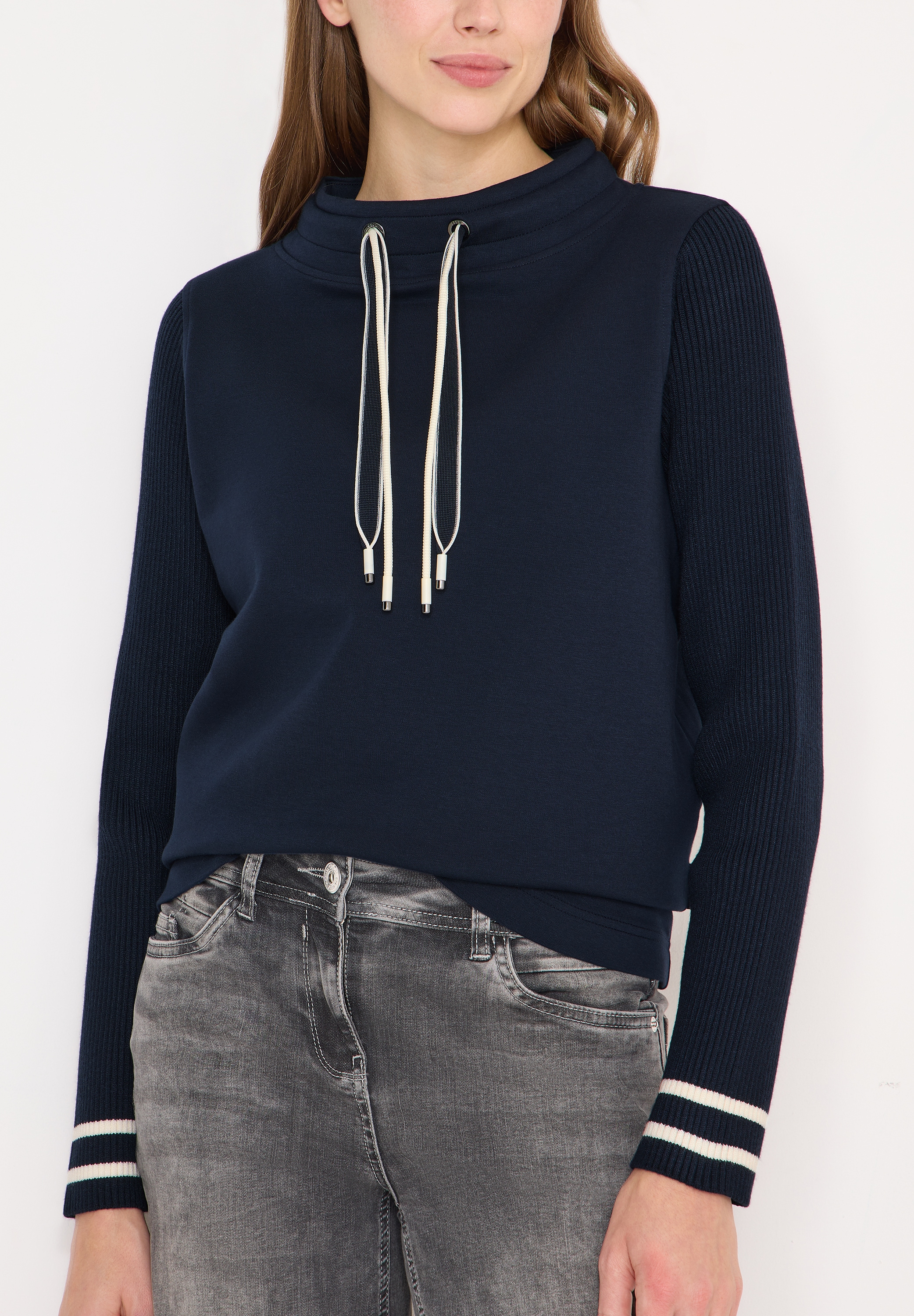Cecil Sweatshirt , mit Strickärmeln und College Details
