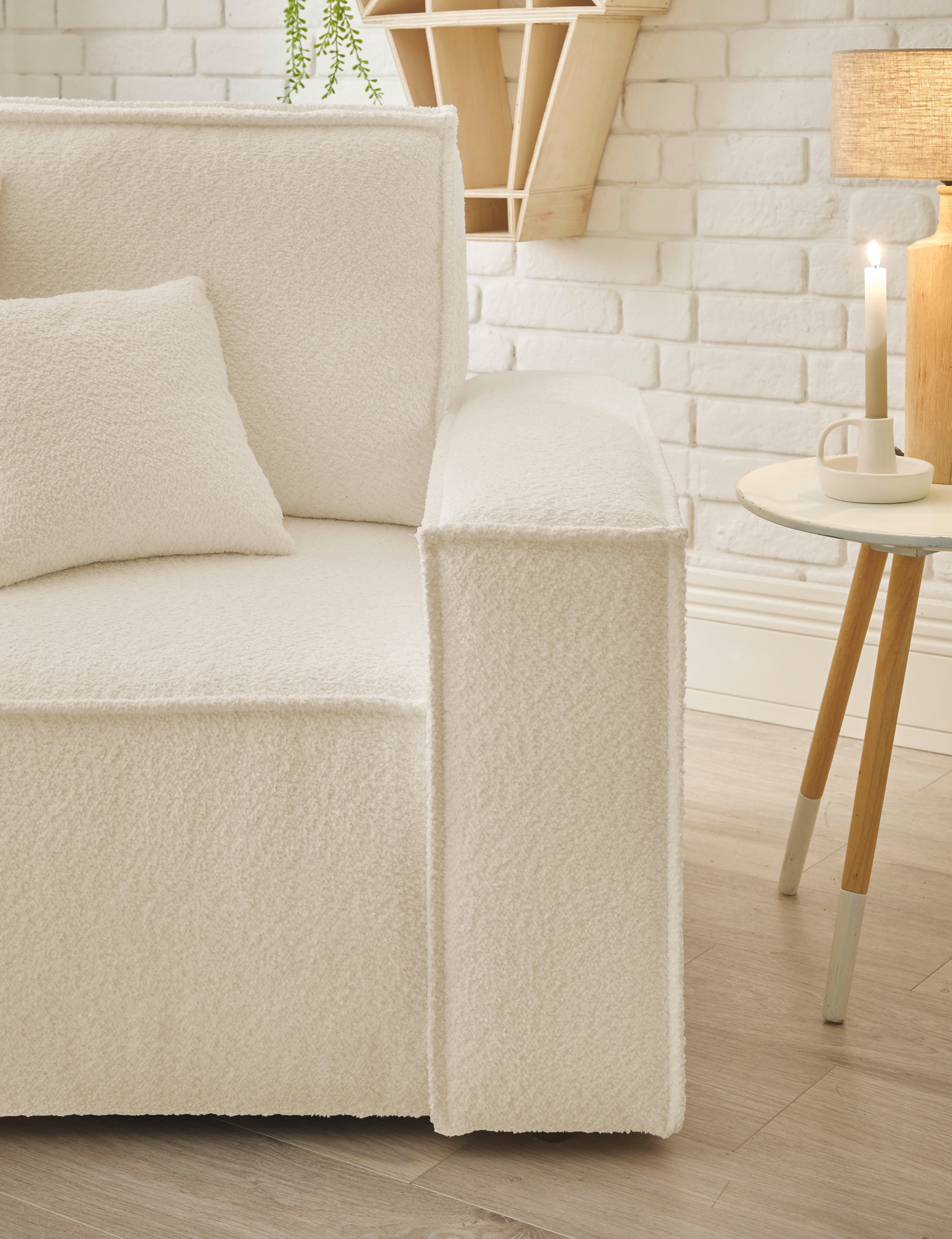 GOODproduct Loveseat »FINNLEY Bouclé, XXL-Sessel, Lesesessel, inkl. Zierkissen« 1 Stk. tlg. verfügbar in den Stoffqualitäten Bouclé, Struktur fein und Mega Cord