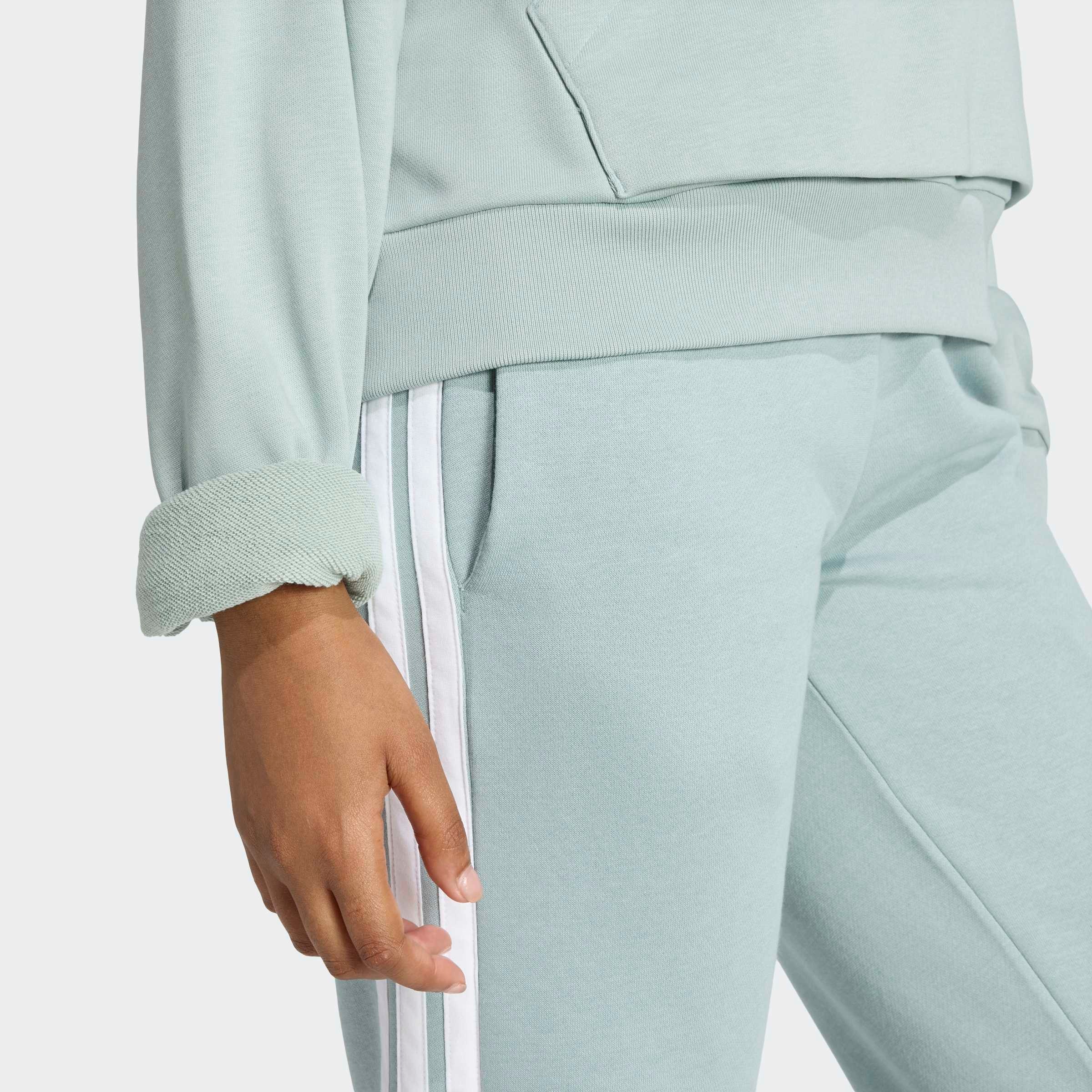 adidas Sportswear Kapuzensweatshirt »W BL FT HD«
