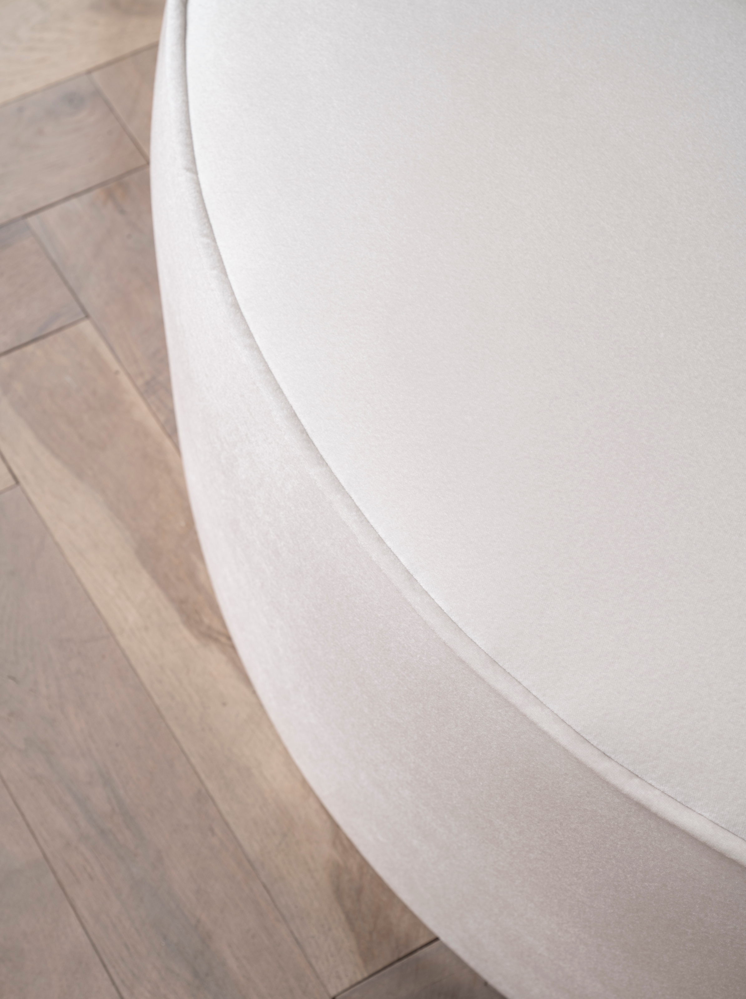 LeGer Home by Lena Gercke XXL-Sessel »Isalie, Lesesessel, Loveseat, inklusive Zierkissen«, extra grosse Sitzfläche, optional mit Hocker, moderne Farben