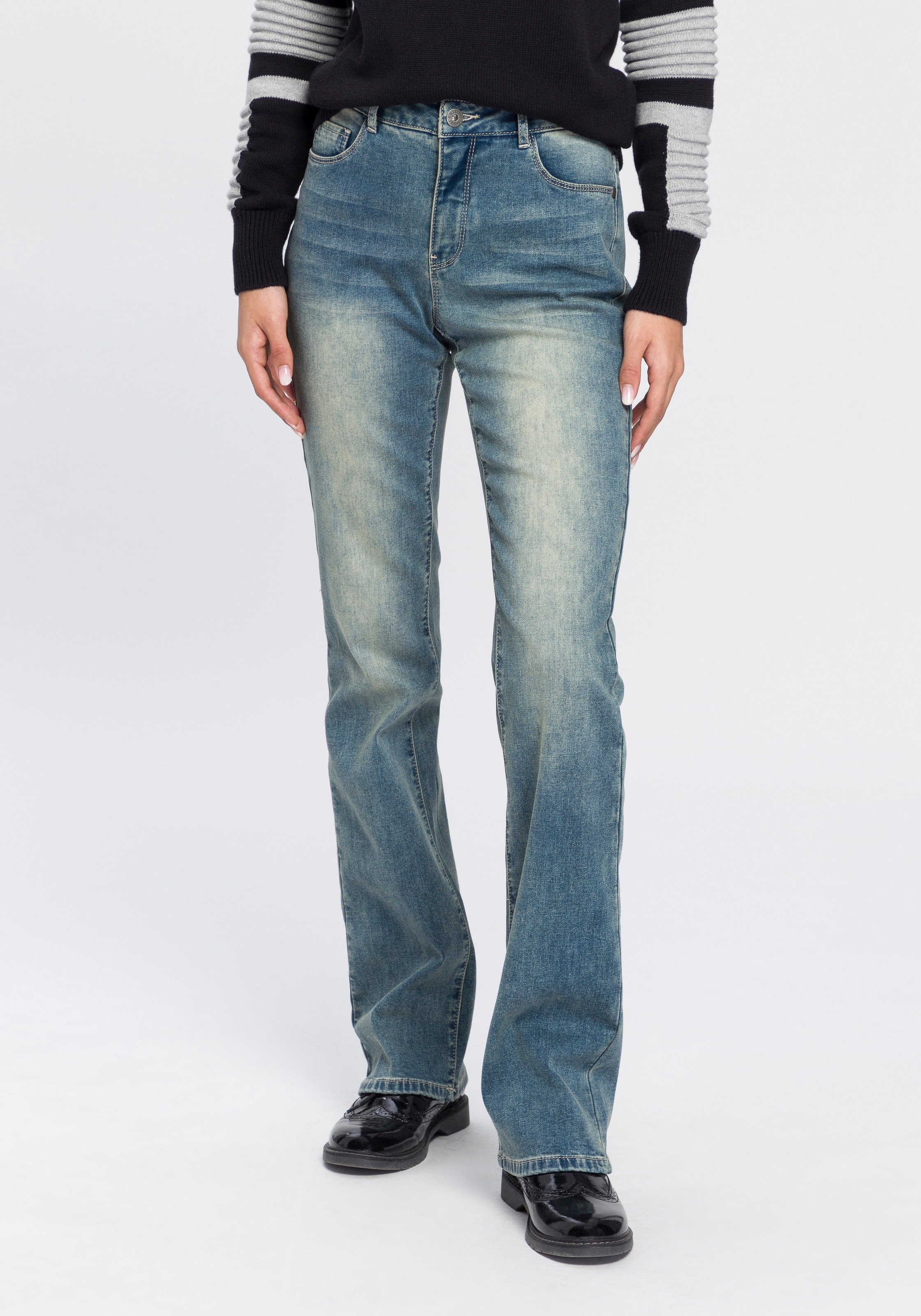 Image of Arizona Bootcut-Jeans »mit Thermo Effekt«, High Waist bei Ackermann Versand Schweiz