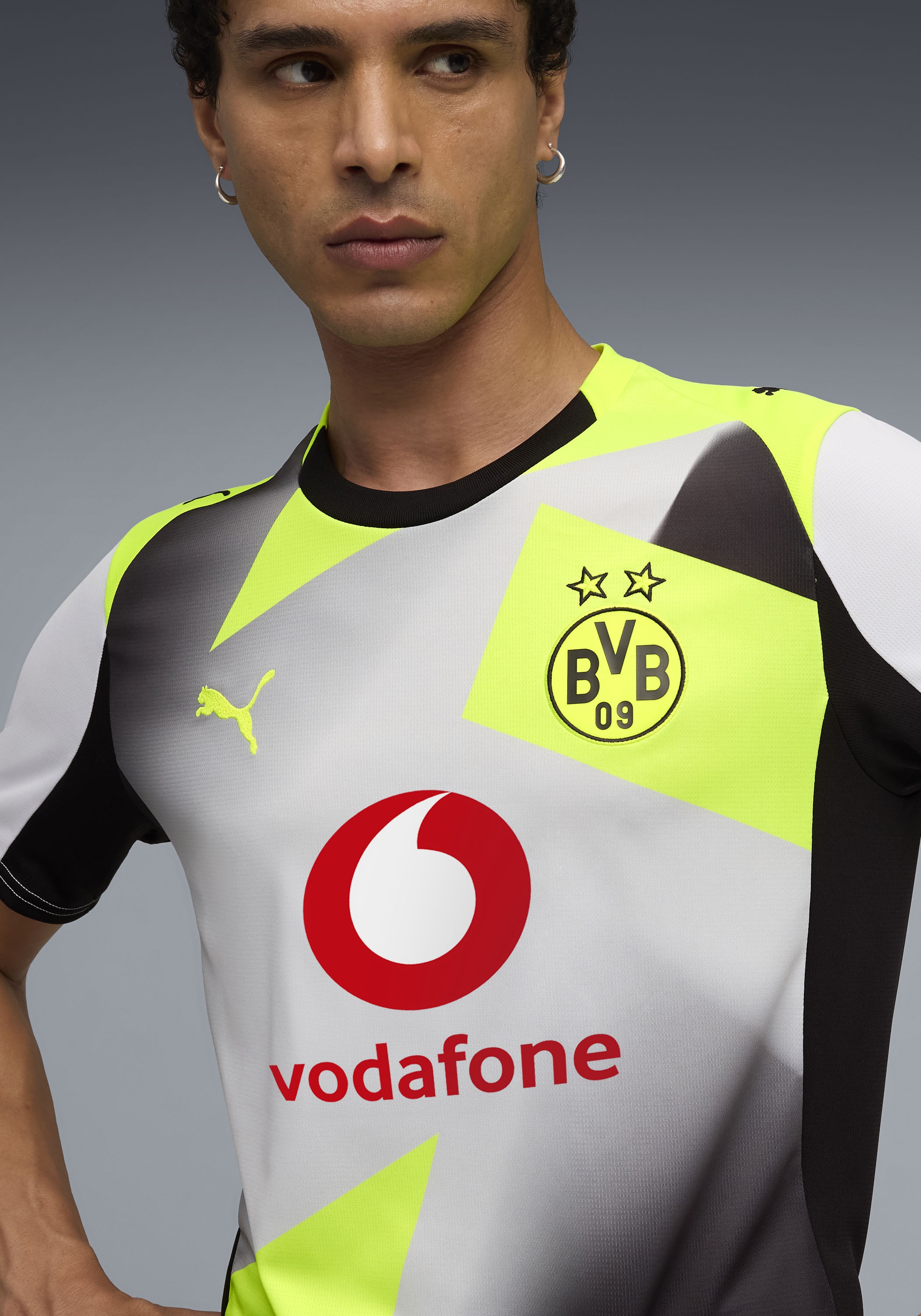 PUMA Fussballtrikot »BVB AWAY JERSEY REPLICA« Regular Fit, für Sportmode und Fussball, Kurzarmdesign