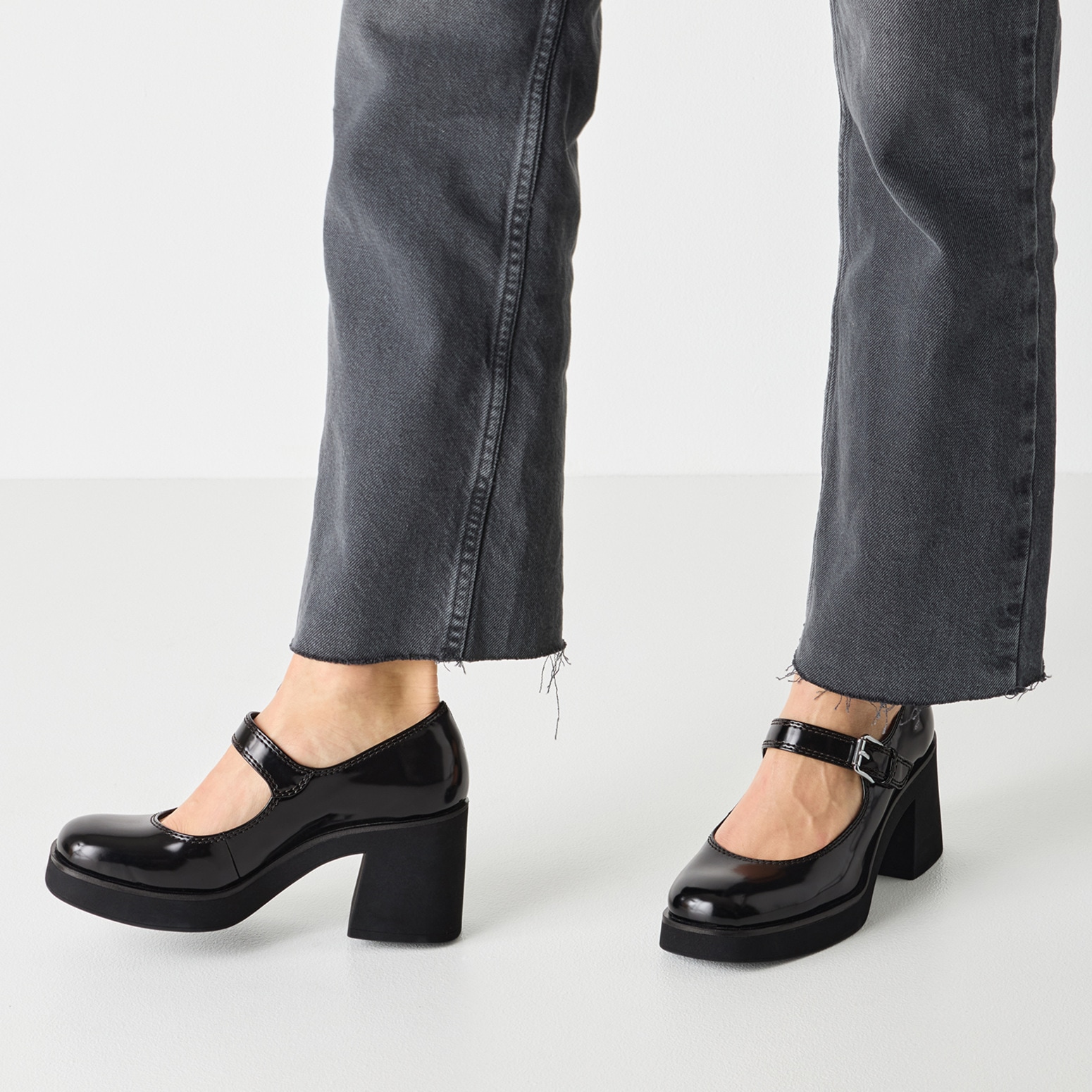 Tamaris Spangenpumps  Blockabsatz, eleganter Spangenpumps, Schuh in veganer Verarbeitung