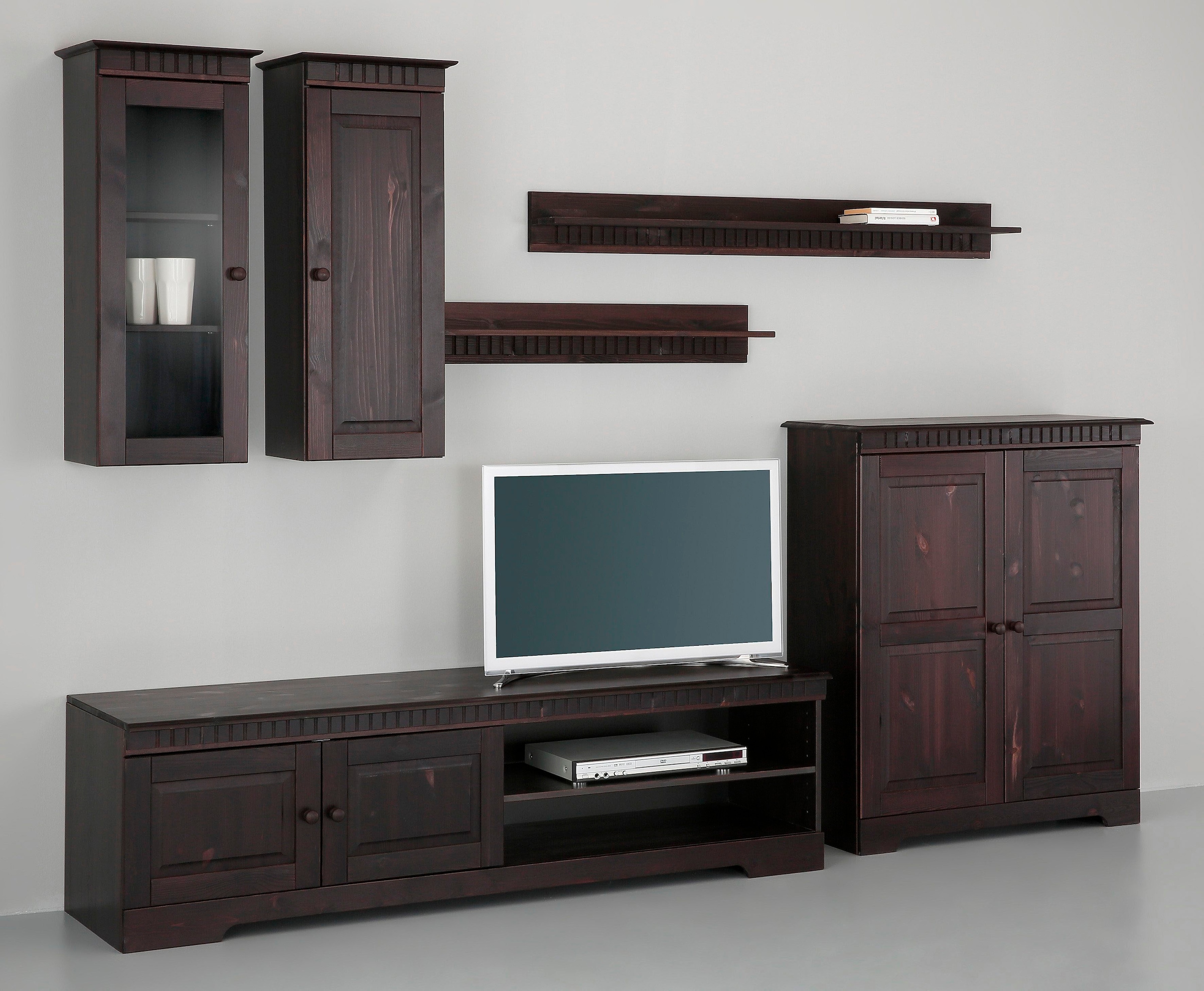 Home affaire Wohnwand, (Set, 4 St.), Set aus: 2 Hängeschränken, Lowboard und Kommode