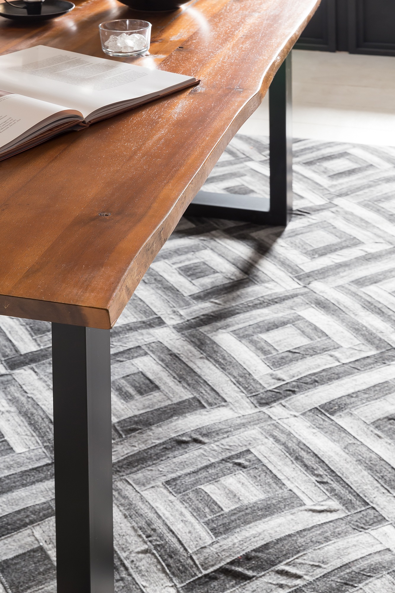 SalesFever Ensemble de salle à manger »Essgruppe für stilvolles Speisen« Set, 5 cuis tlg. 5-teiliges Set für Ihr Zuhause