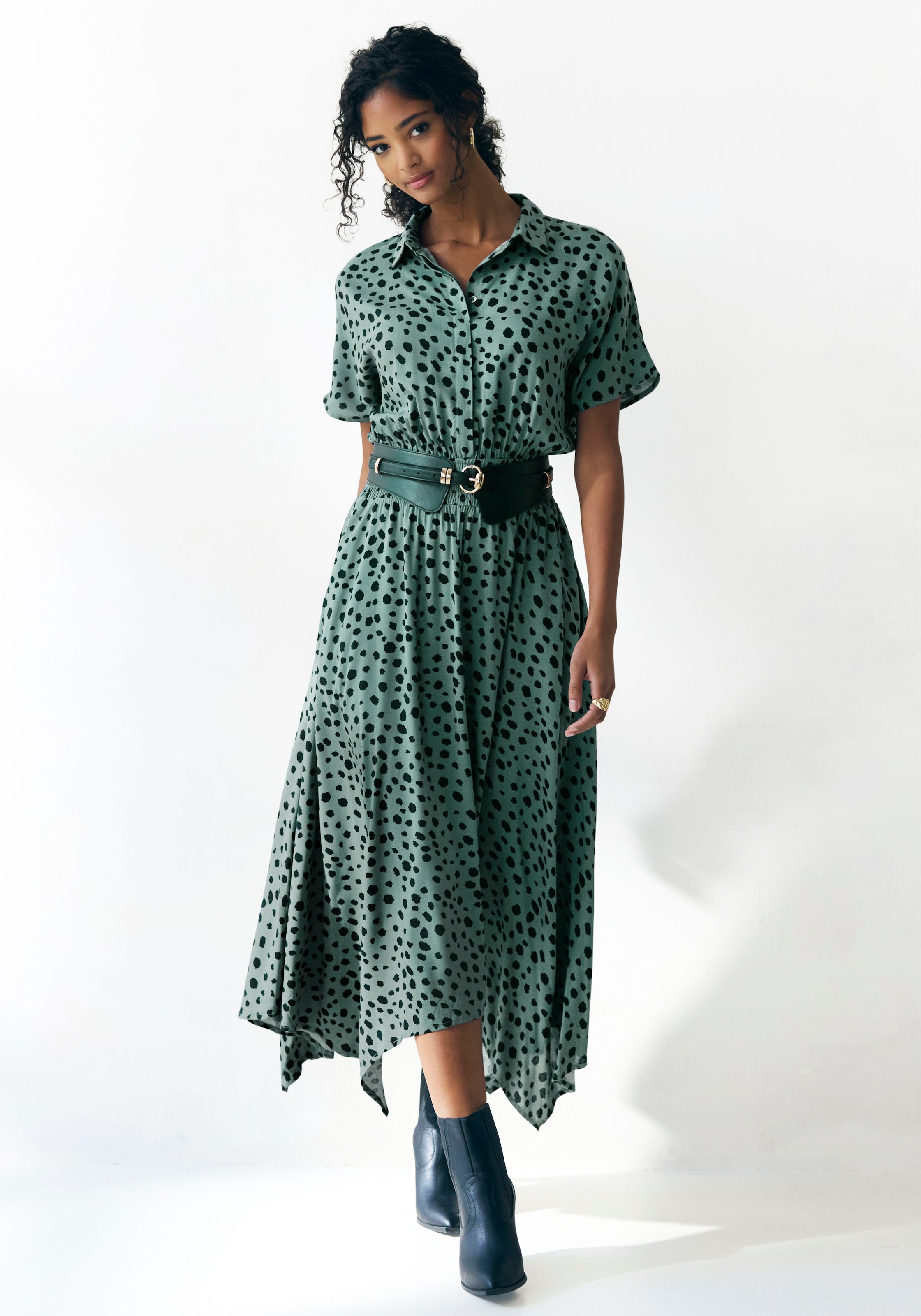 Image of LASCANA Druckkleid "mit Punktedruck und asymmetrischem Saum, Midikleid" Bedrucktes Hemdblusenkleid, Viskosekleid aus leichter Webware